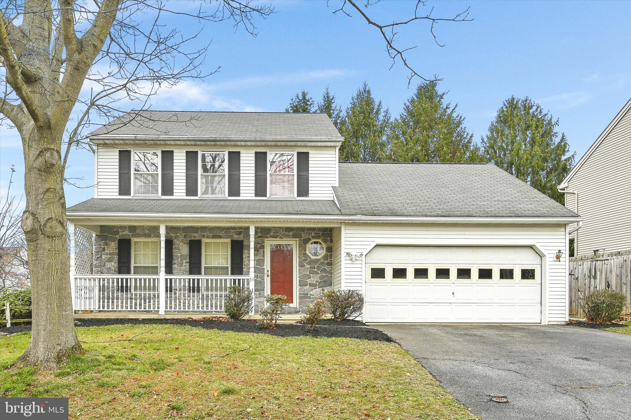 MANOR OAKS - Residential