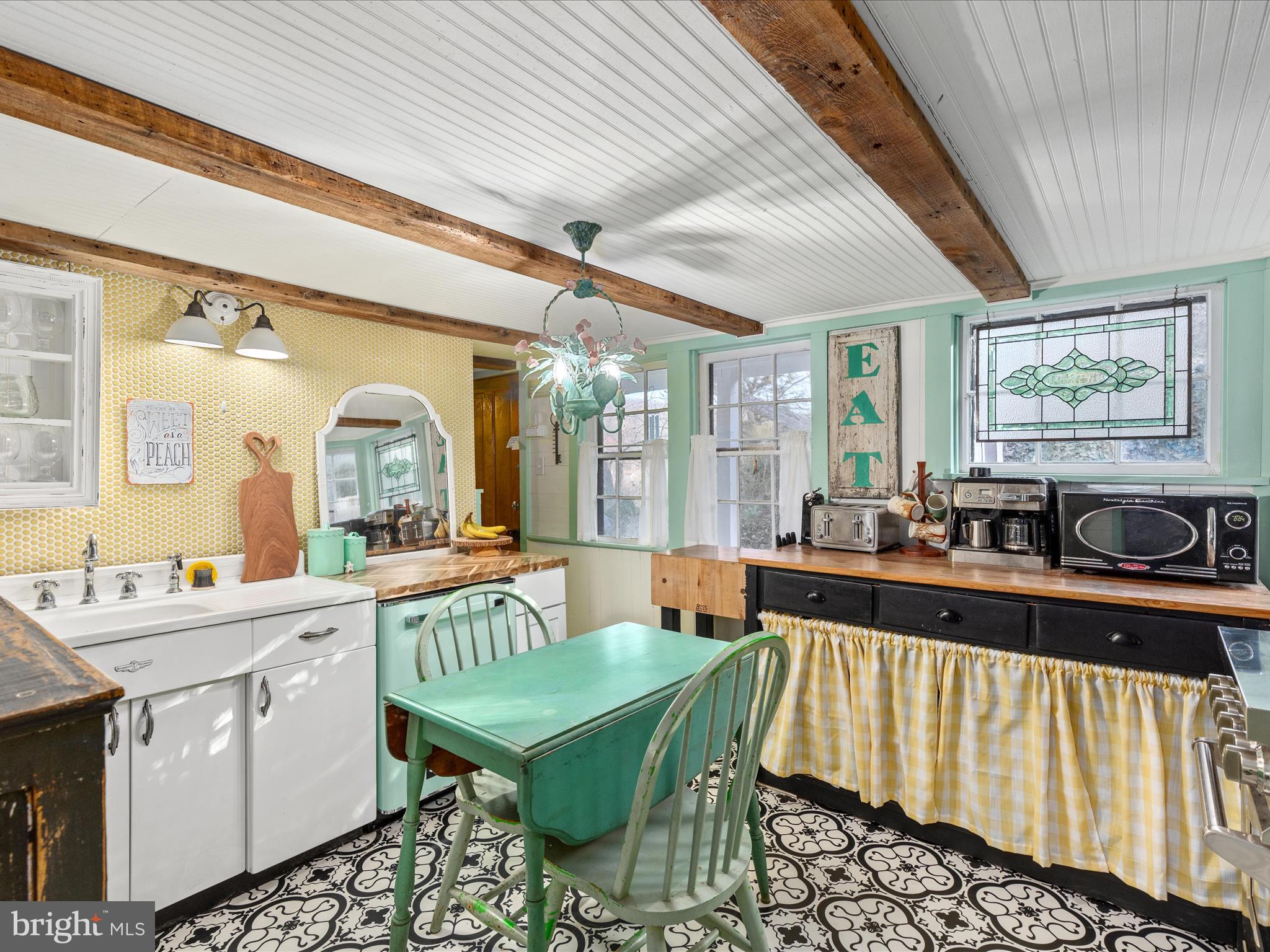 CAPON BRIDGE - Residential