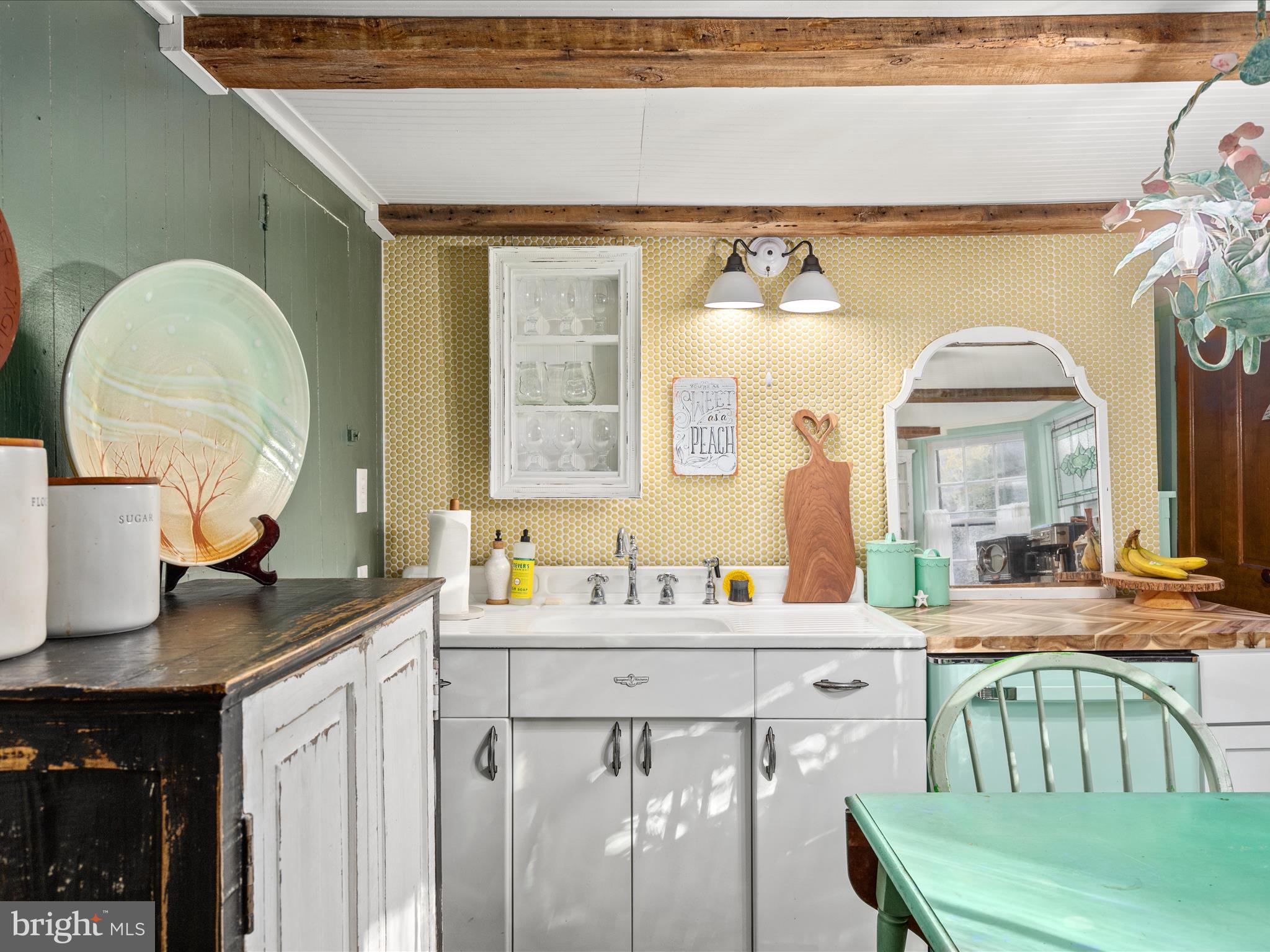 CAPON BRIDGE - Residential