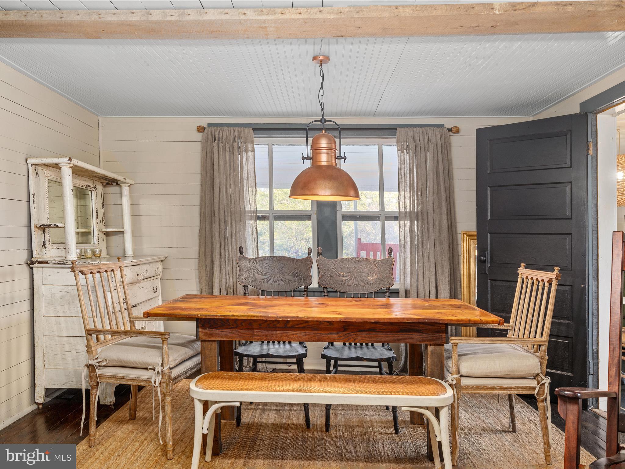 CAPON BRIDGE - Residential