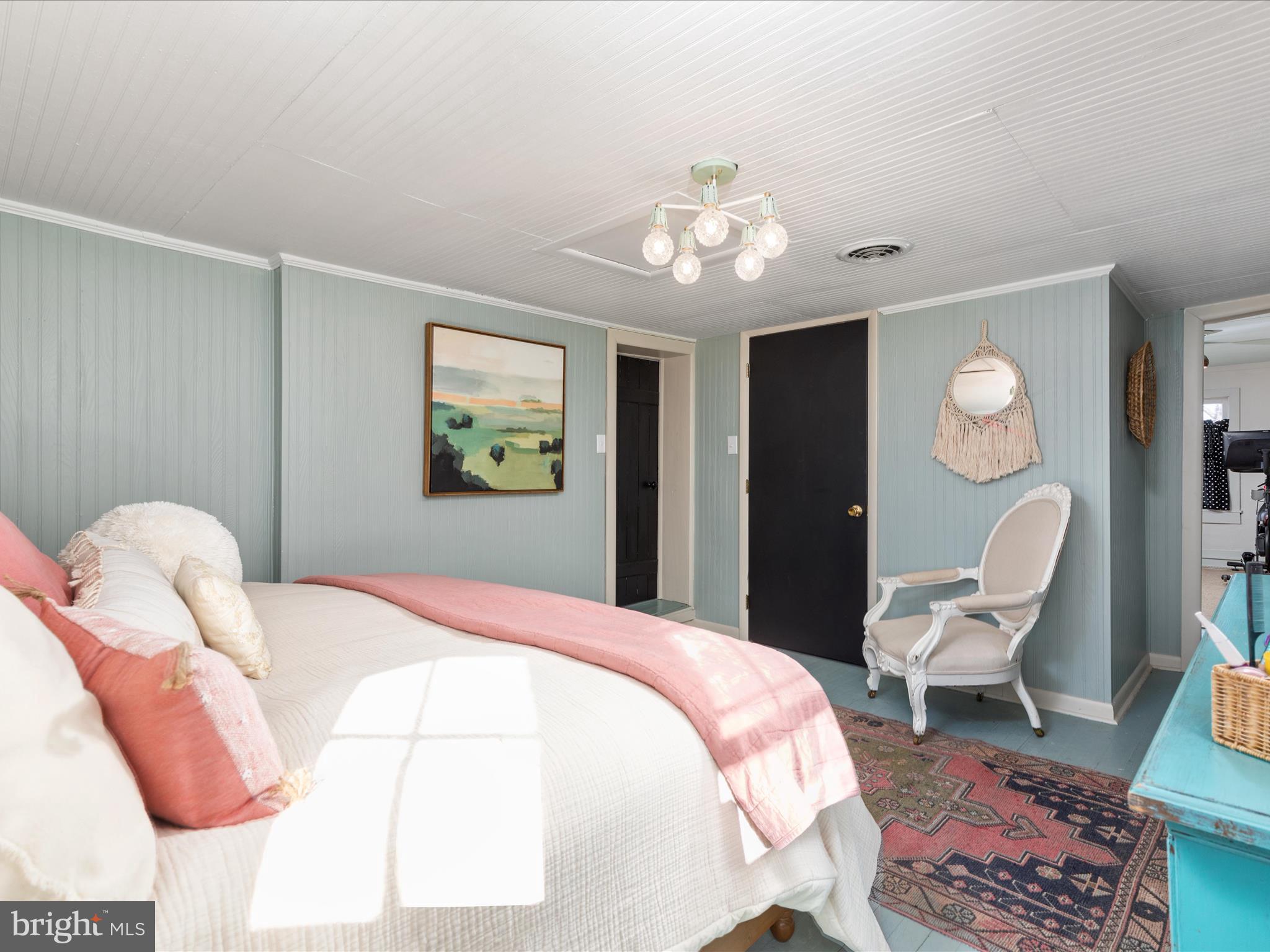 CAPON BRIDGE - Residential