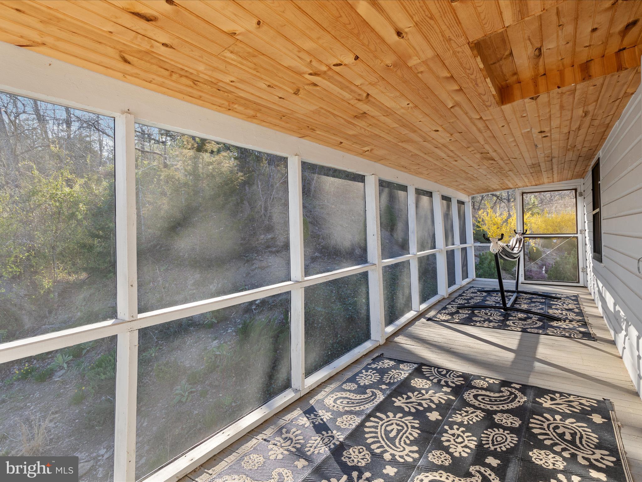 CAPON BRIDGE - Residential