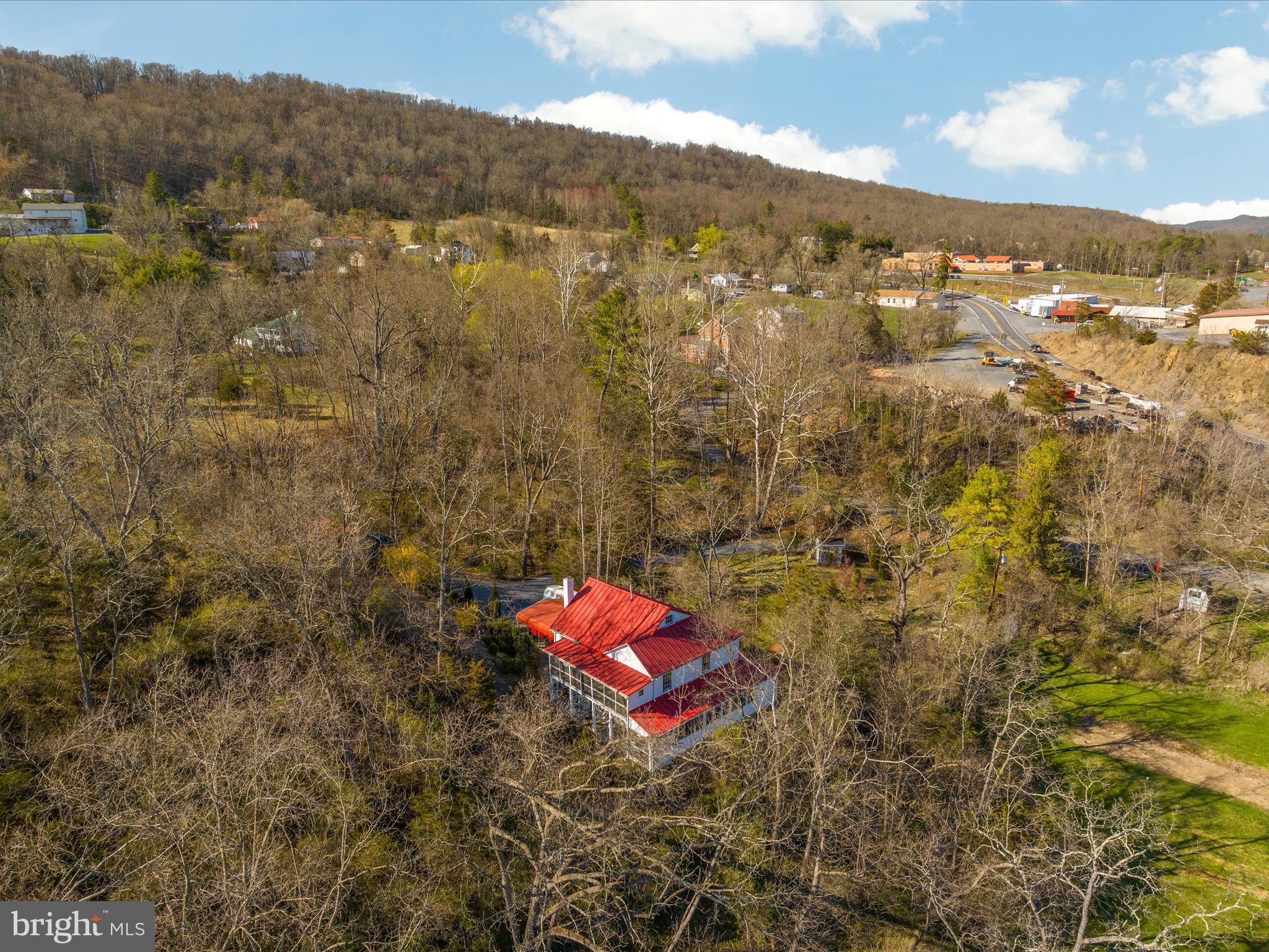 CAPON BRIDGE - Residential