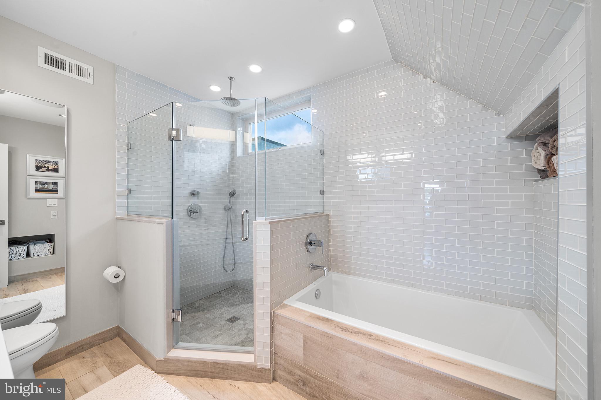 GRADUATE HOSPITAL - Residential