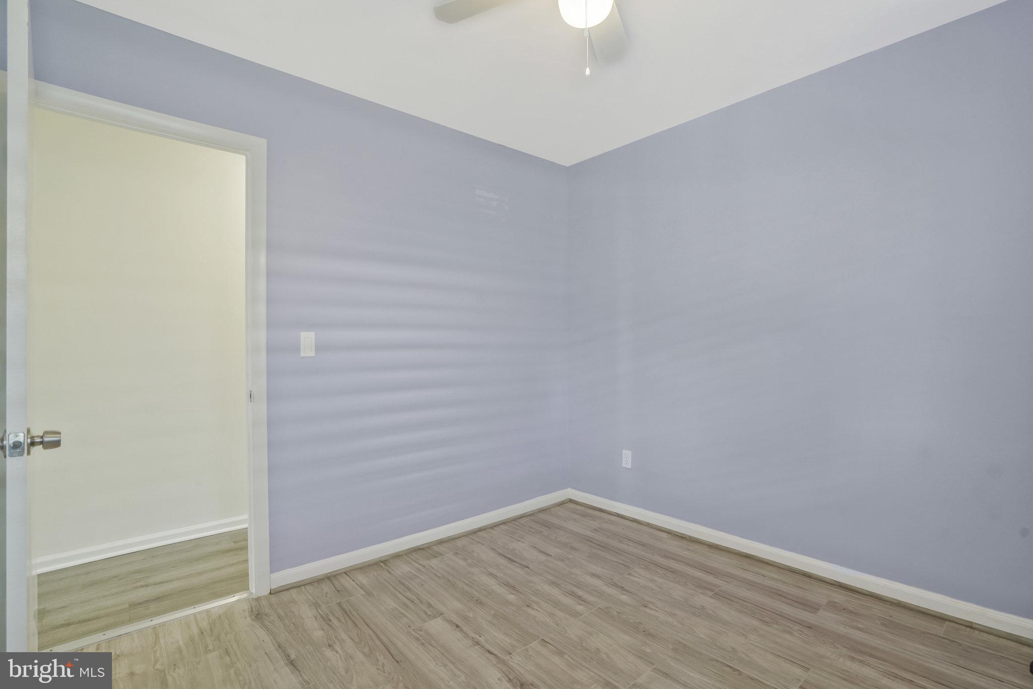 SOUTH LAWN - Residential Lease