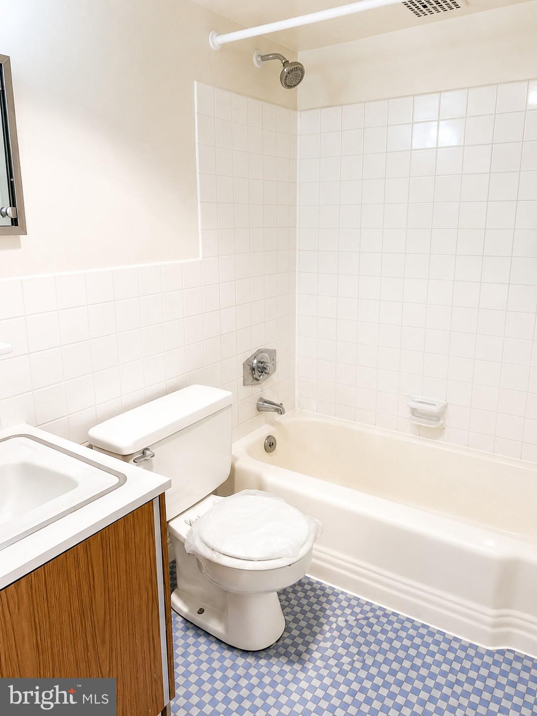 224 W RITTENHOUSE SQUARE 30 2315B