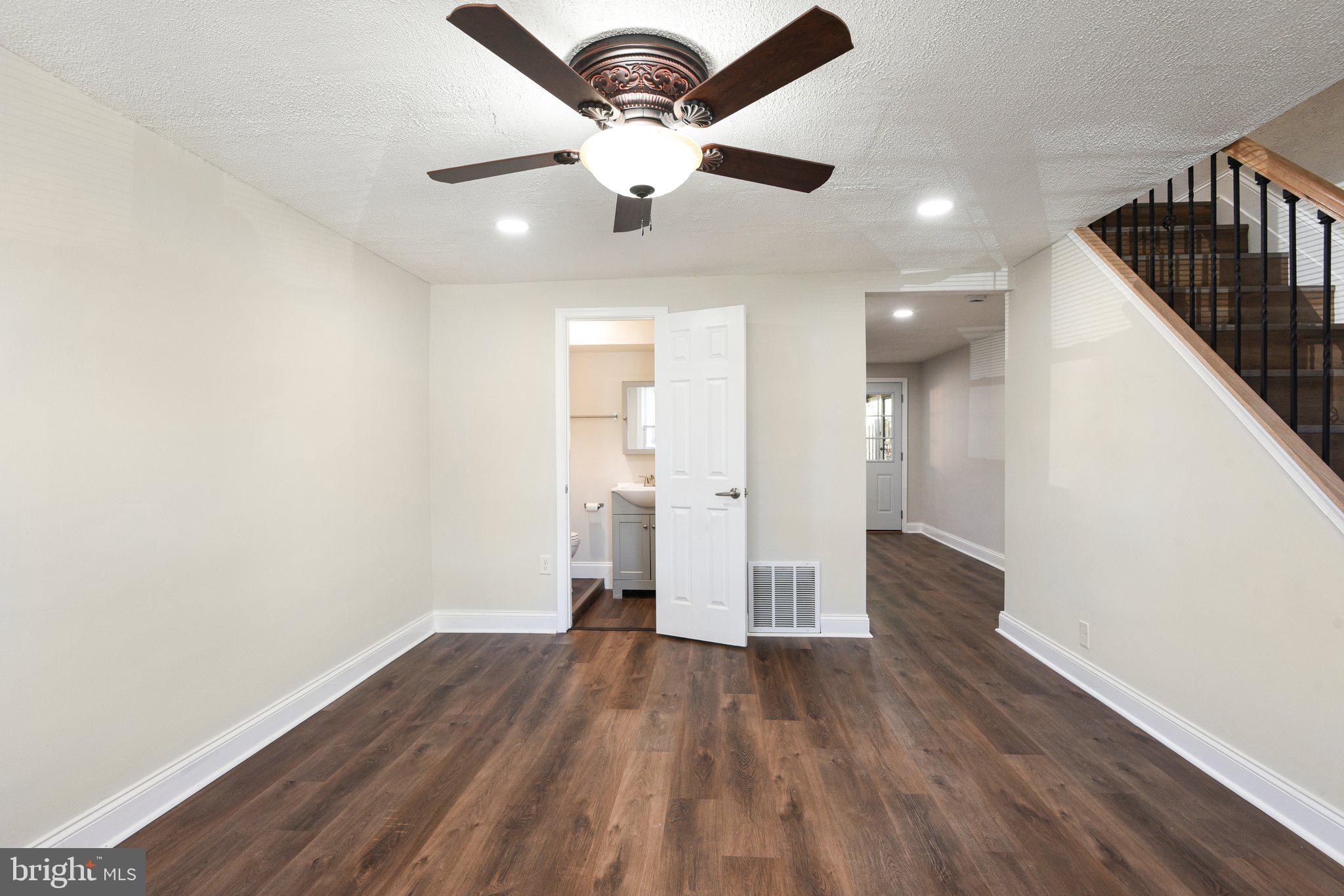 2609 NORTHSHIRE DRIVE