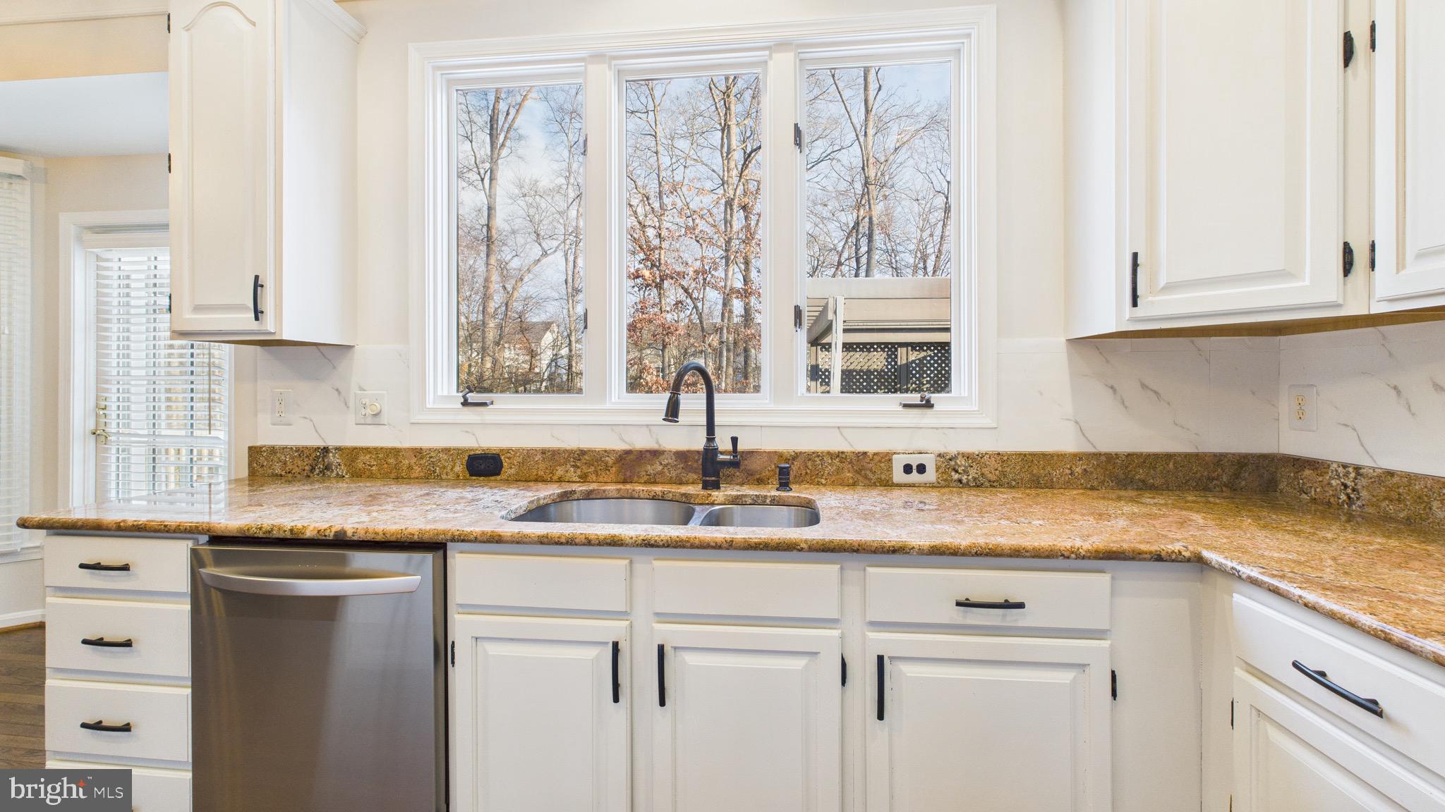 BROADLANDS - Residential