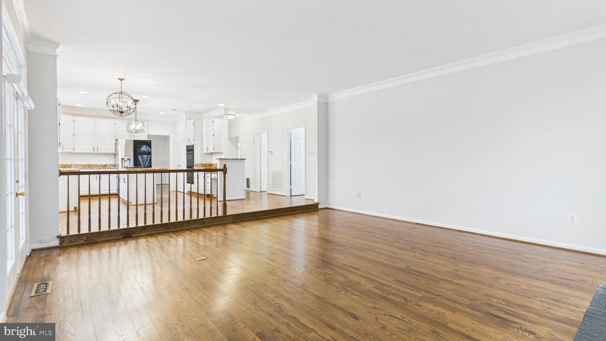 BROADLANDS - Residential