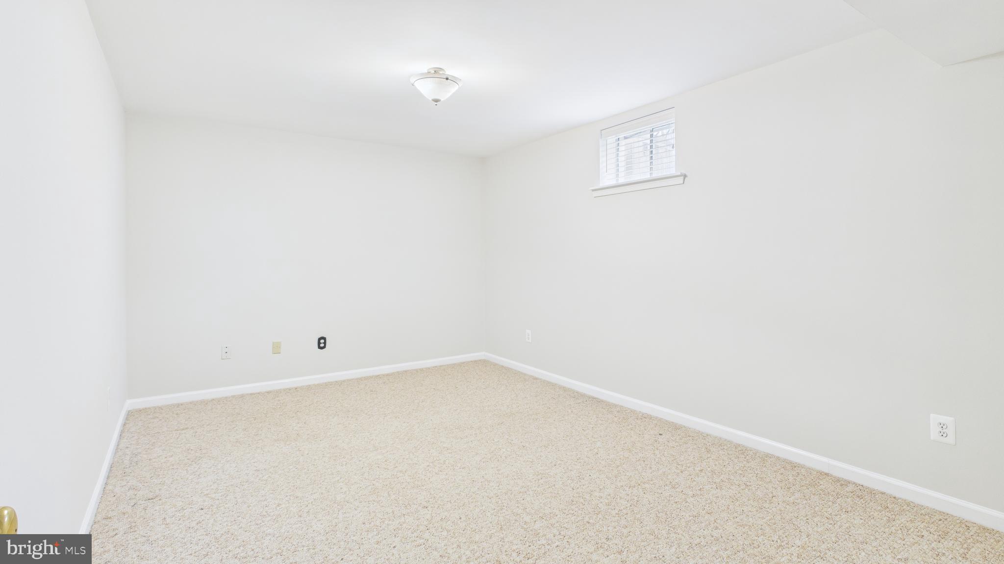 BROADLANDS - Residential