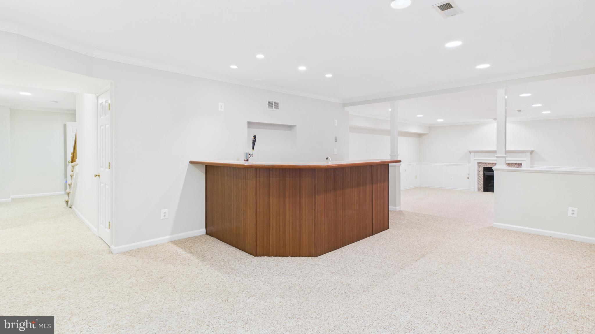 BROADLANDS - Residential