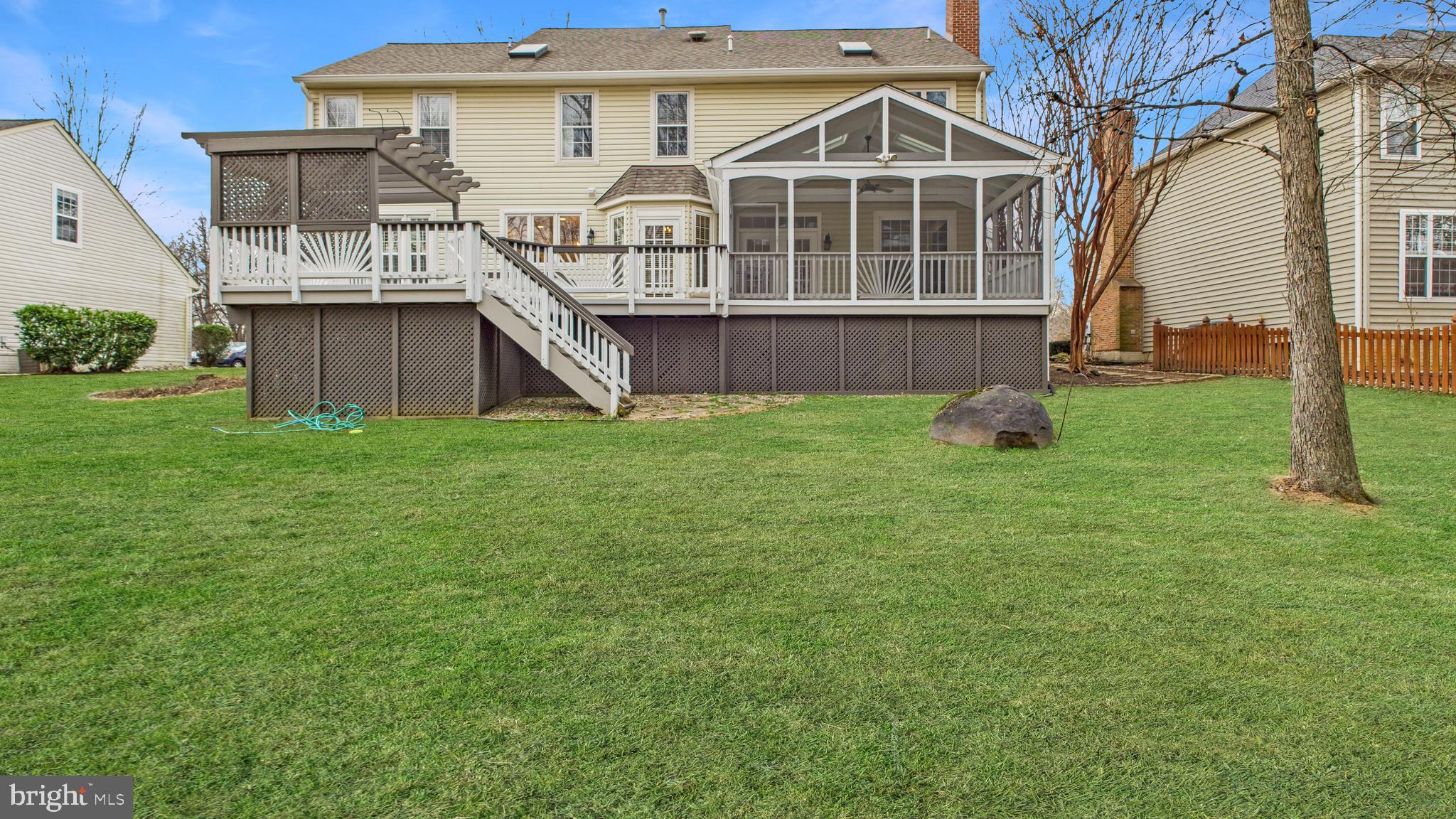 BROADLANDS - Residential