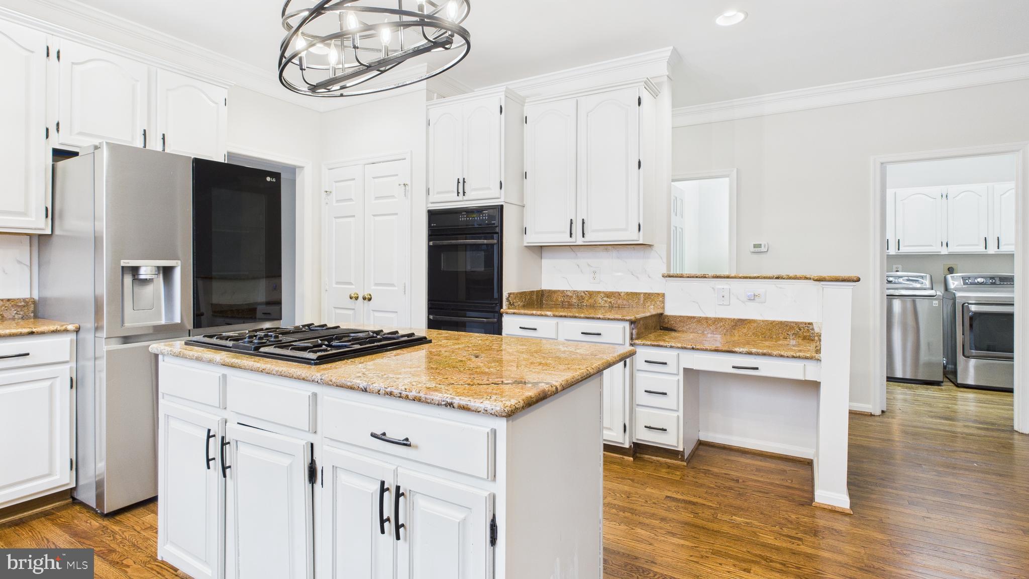 BROADLANDS - Residential