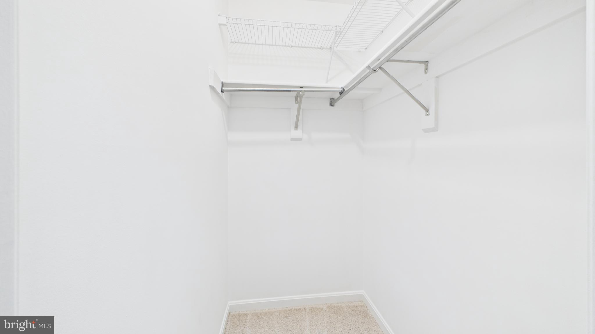 BROADLANDS - Residential