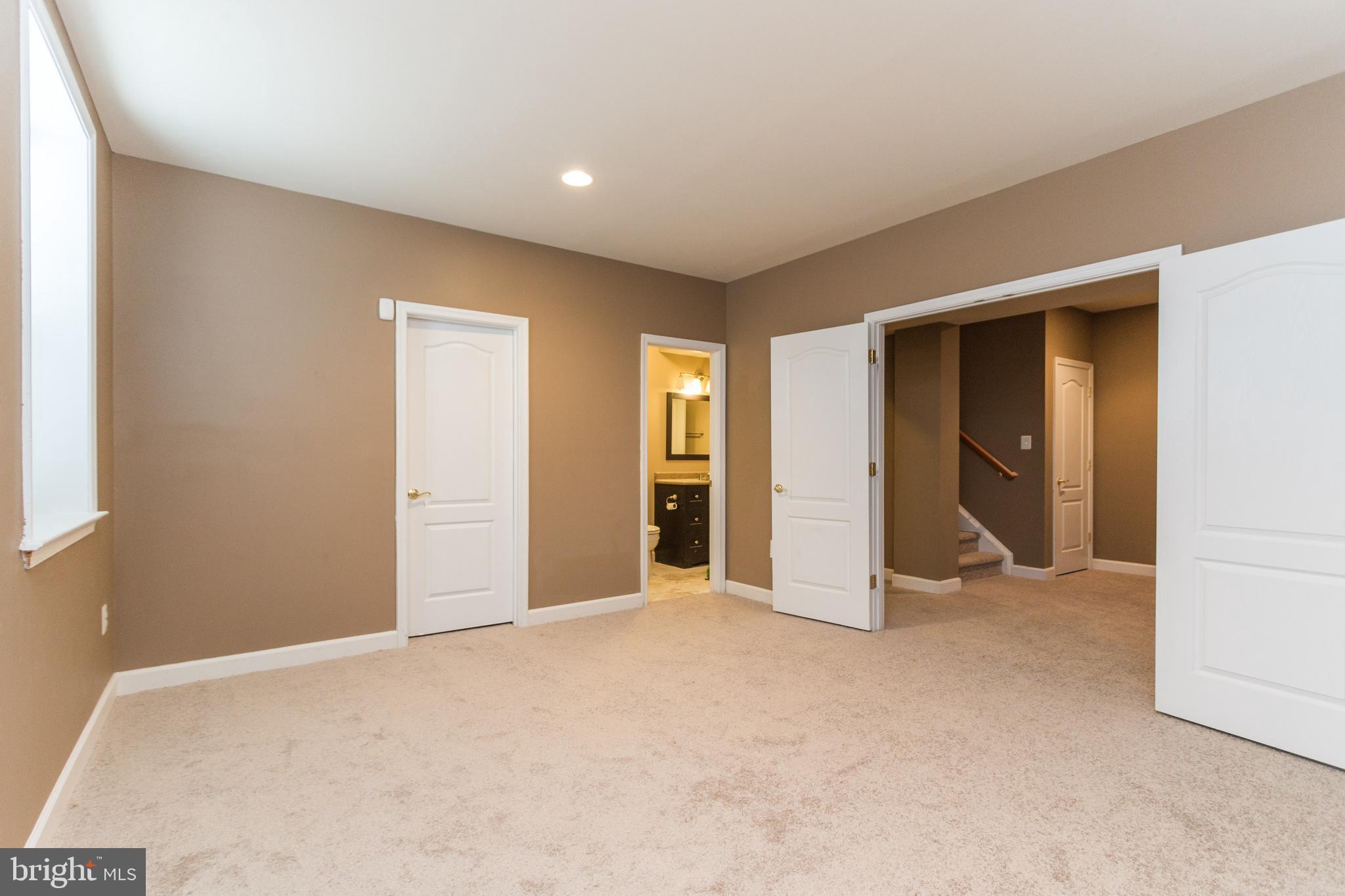 STAFFORD LAKES VILLAGE - Residential