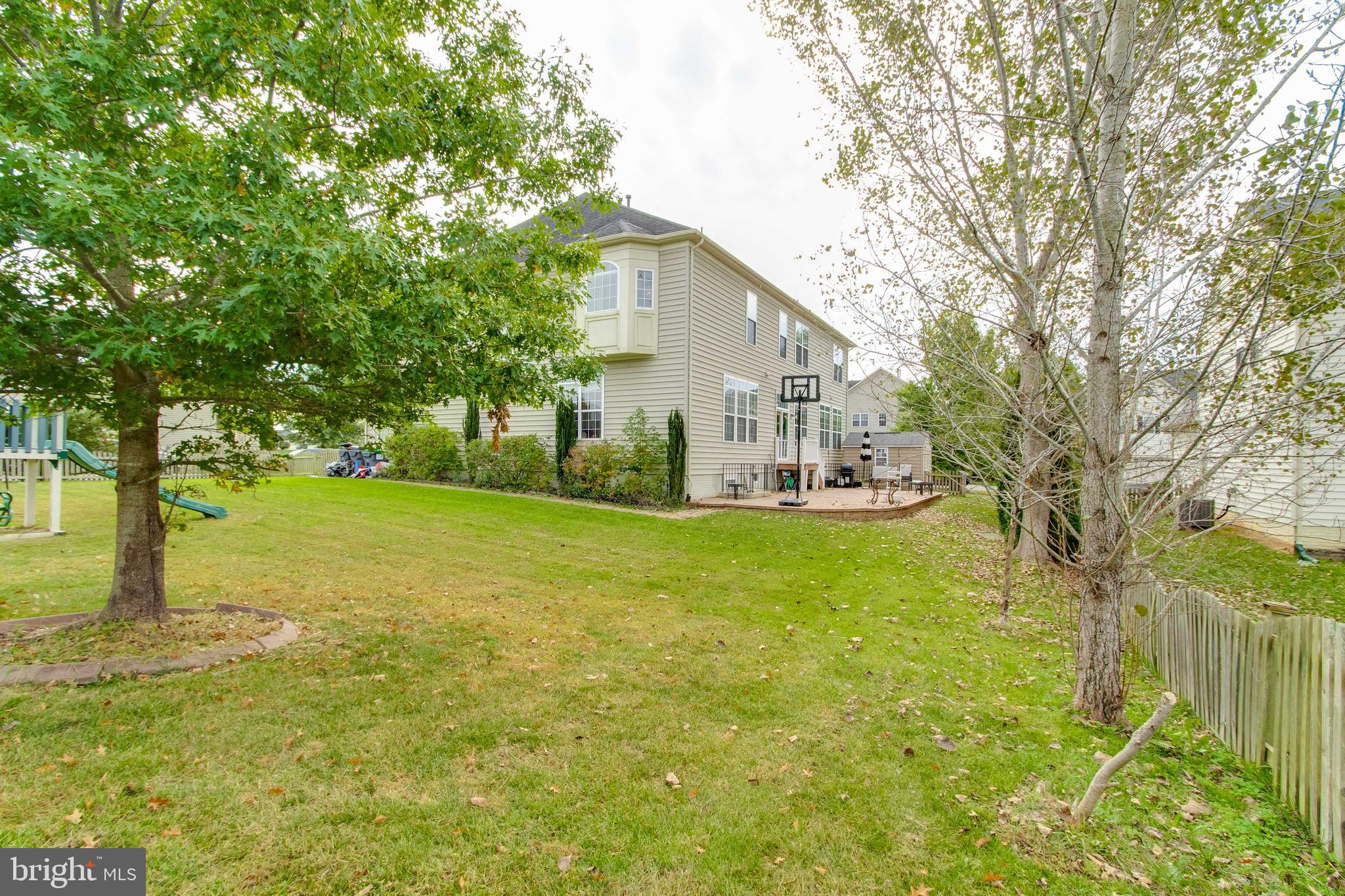 STAFFORD LAKES VILLAGE - Residential