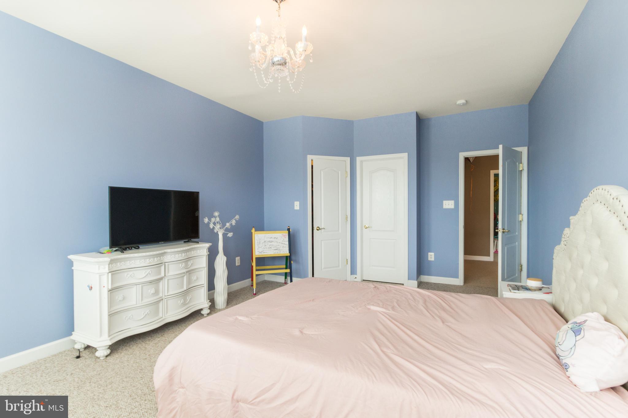 STAFFORD LAKES VILLAGE - Residential