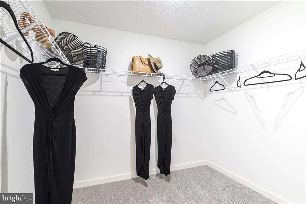 LIBERTY RUN - Residential