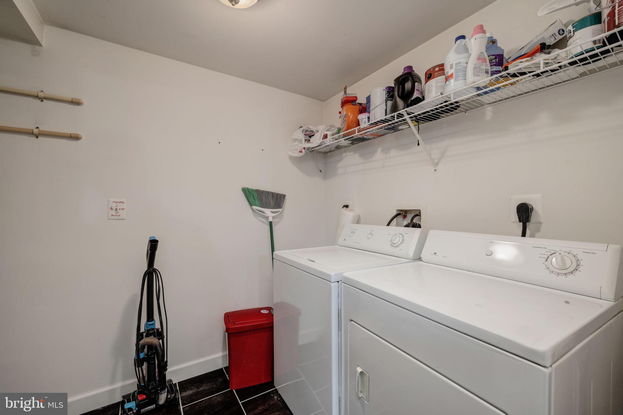 PARKSIDE AT ALEXANDRIA - Residential