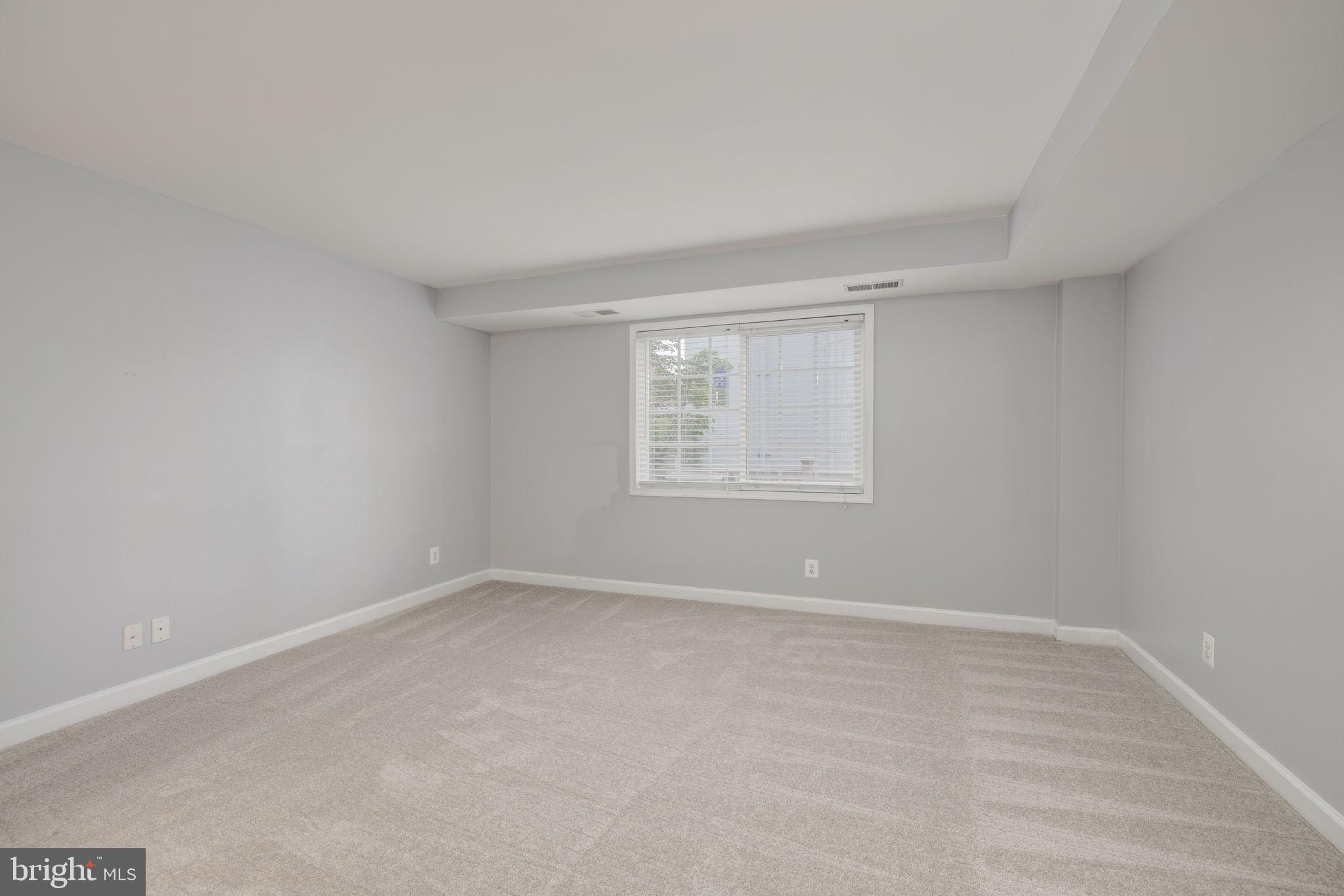 PARKSIDE AT ALEXANDRIA - Residential