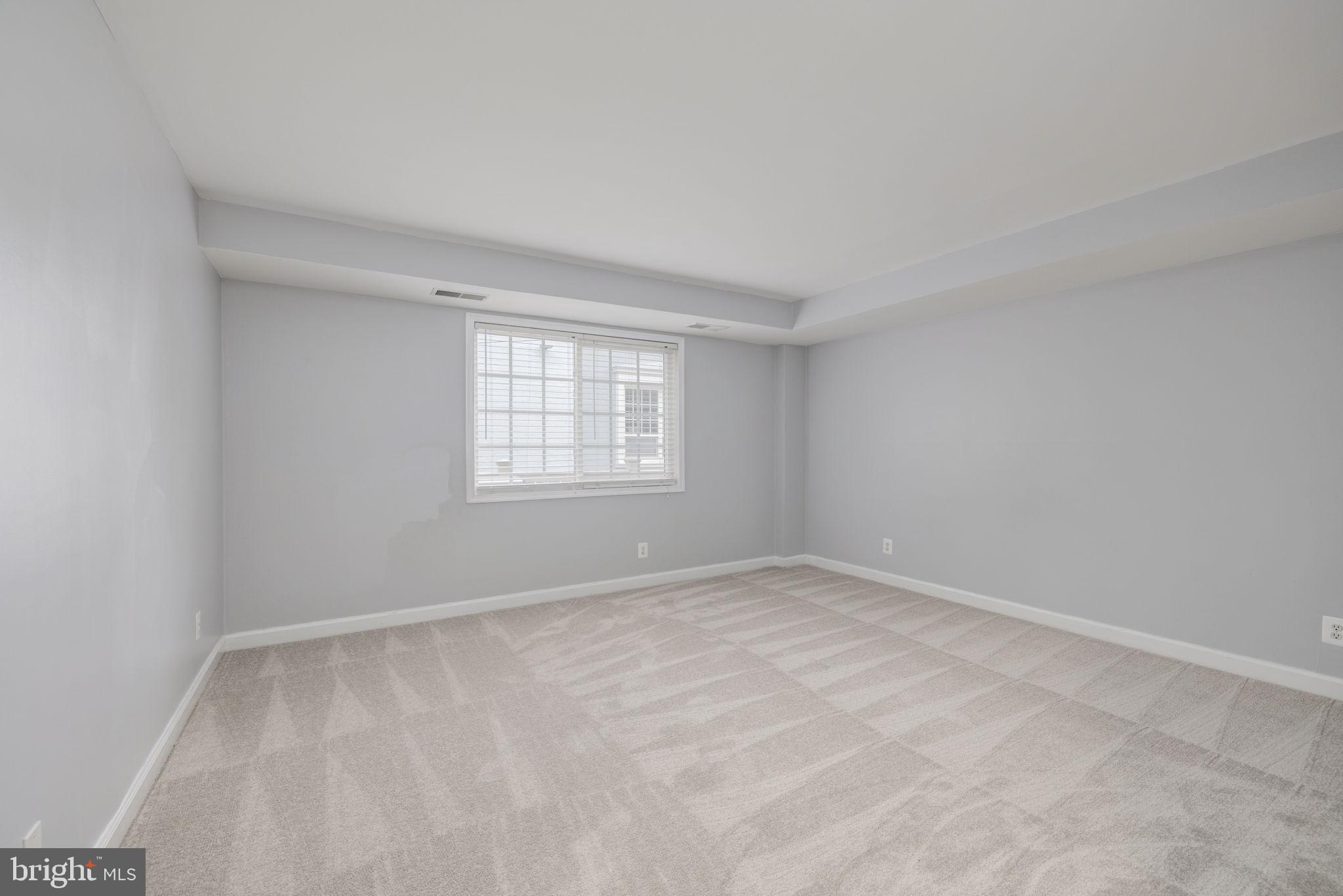 PARKSIDE AT ALEXANDRIA - Residential