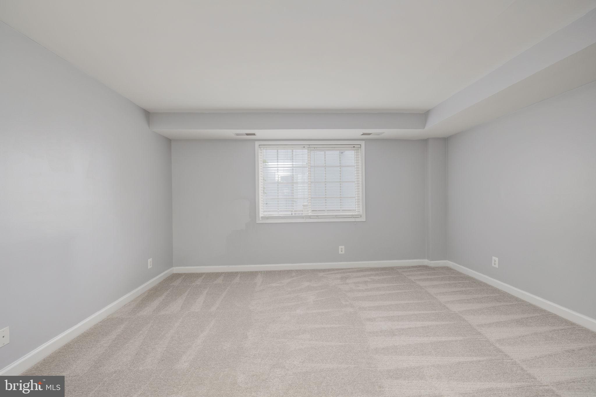 PARKSIDE AT ALEXANDRIA - Residential