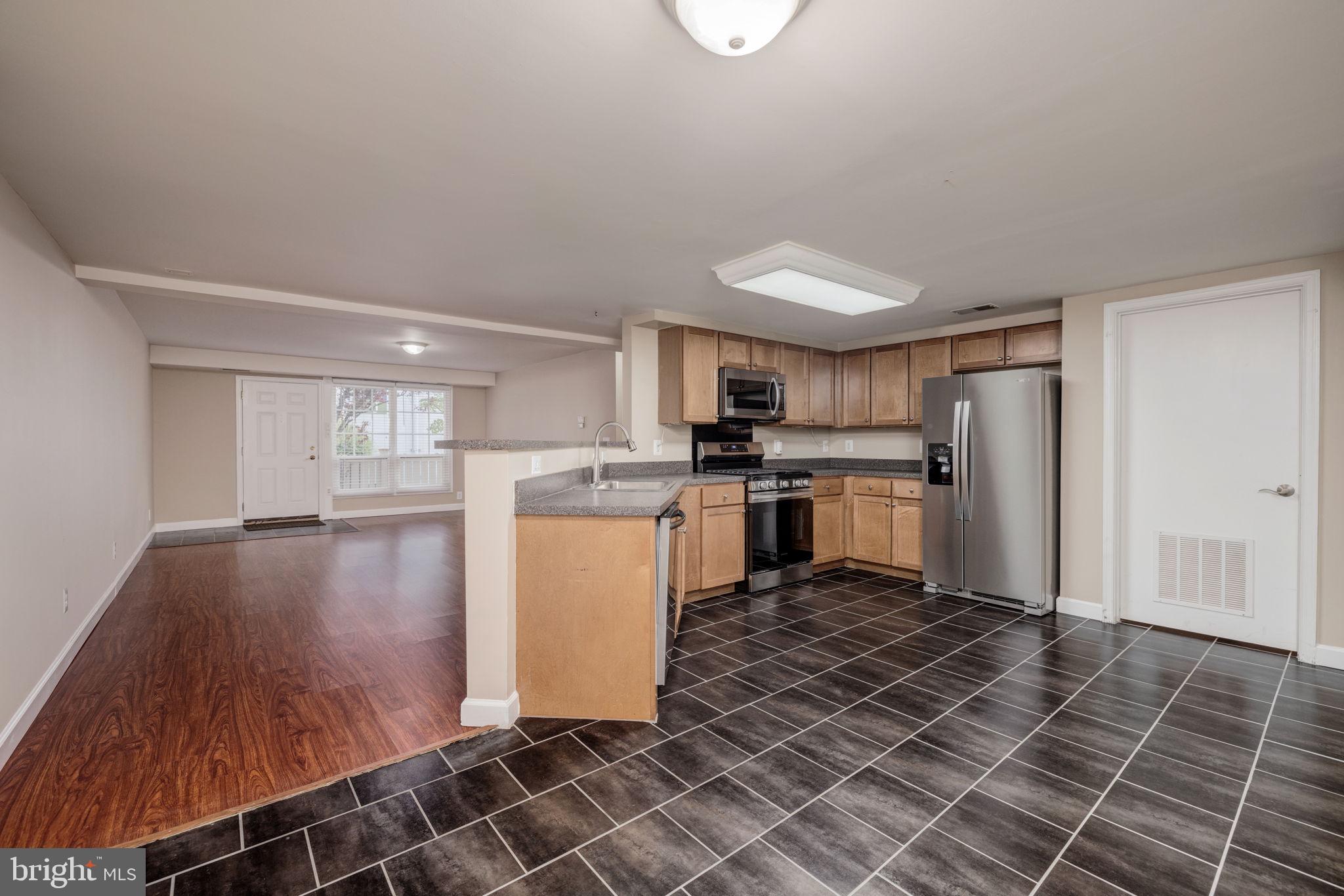 PARKSIDE AT ALEXANDRIA - Residential