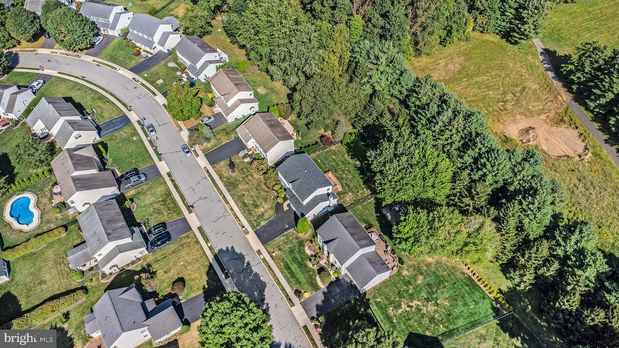 Doylestown, Pennsylvania 18901, United States, 4 Bedrooms Bedrooms, ,3 BathroomsBathrooms,Residential,Pending,215001