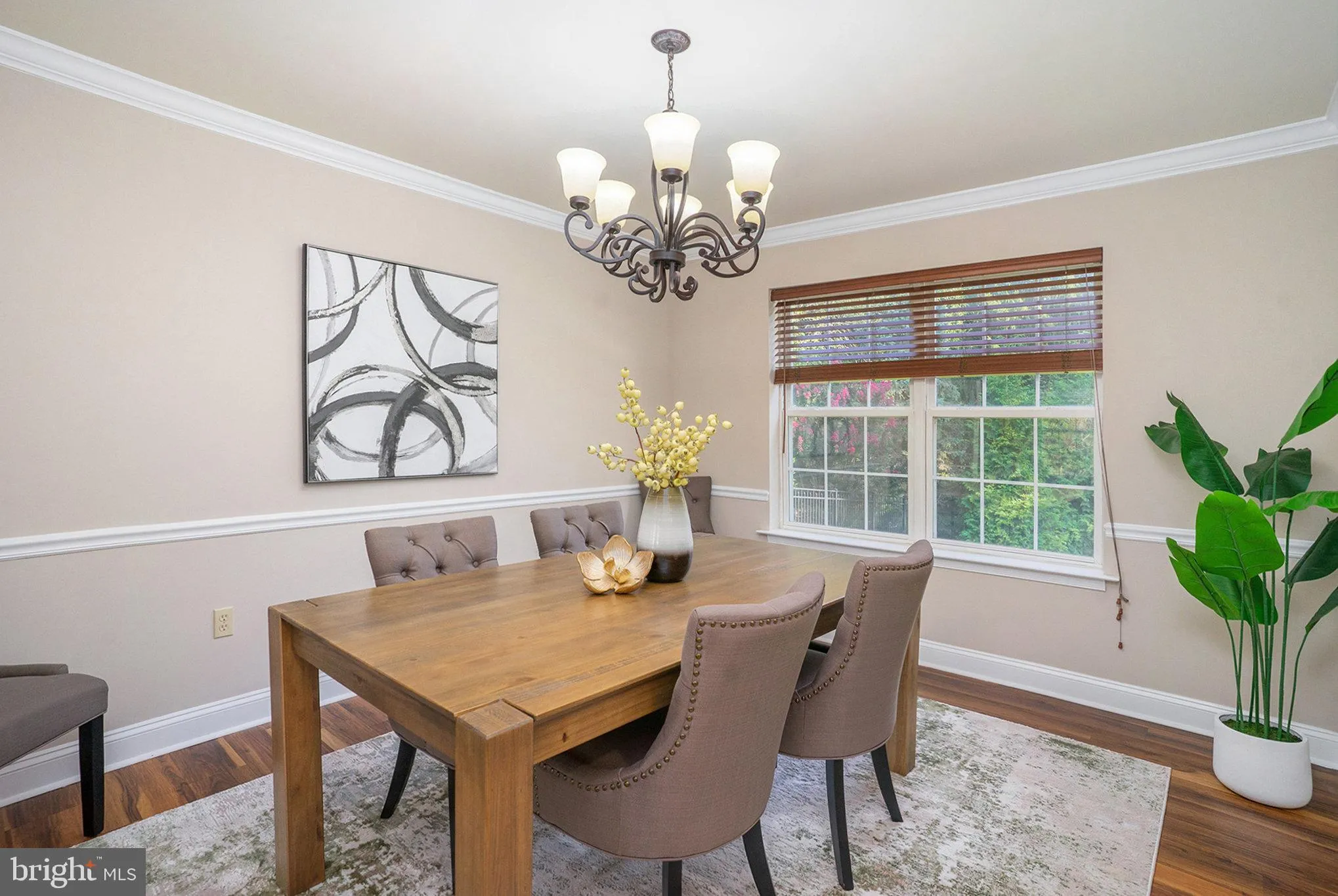 Doylestown, Pennsylvania 18901, United States, 4 Bedrooms Bedrooms, ,3 BathroomsBathrooms,Residential,Pending,215001