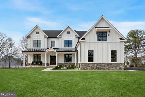 825 D MORRIS ROAD LANSDALE PA 19446