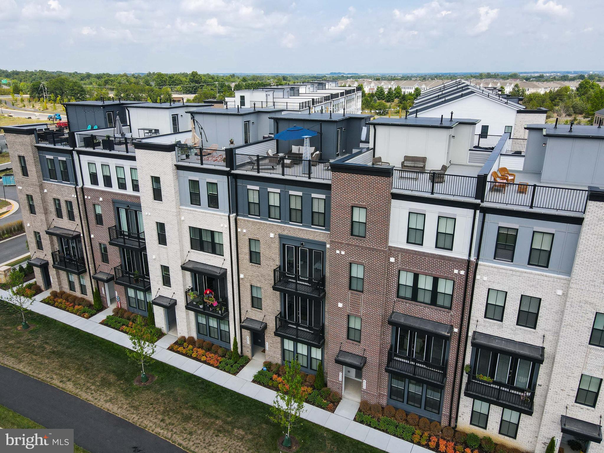 DEMOTT & SILVER - Residential