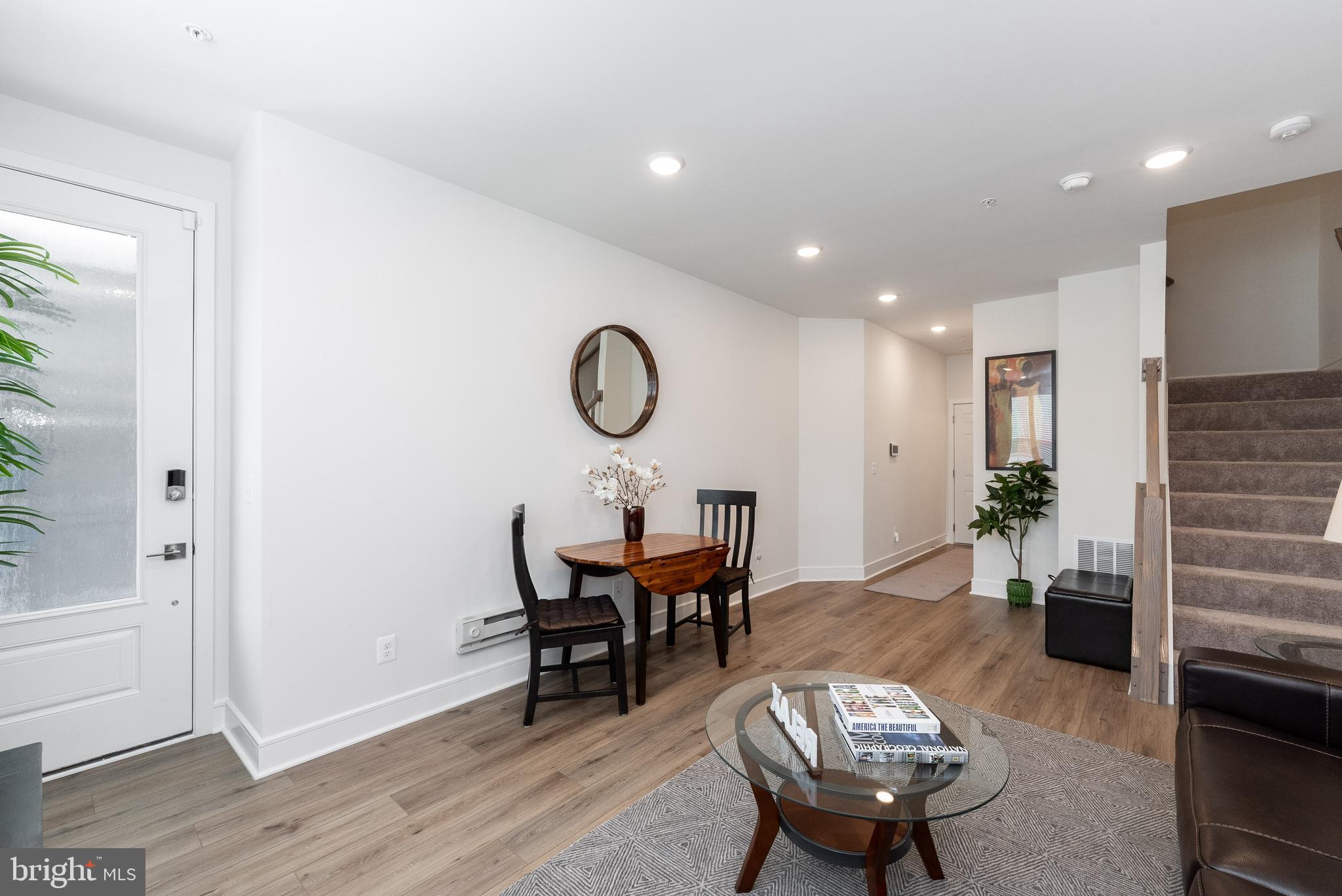 DEMOTT & SILVER - Residential