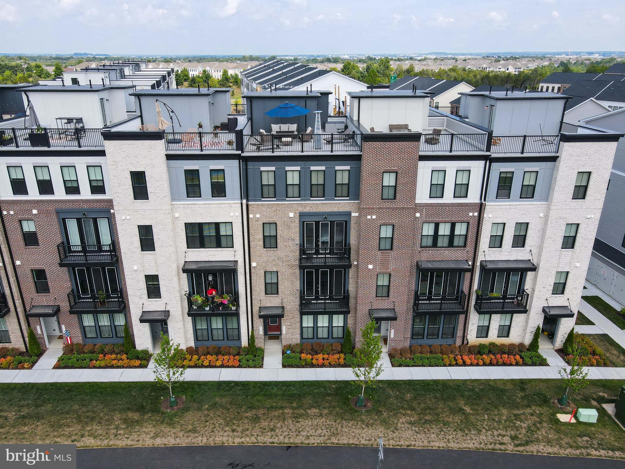 DEMOTT & SILVER - Residential