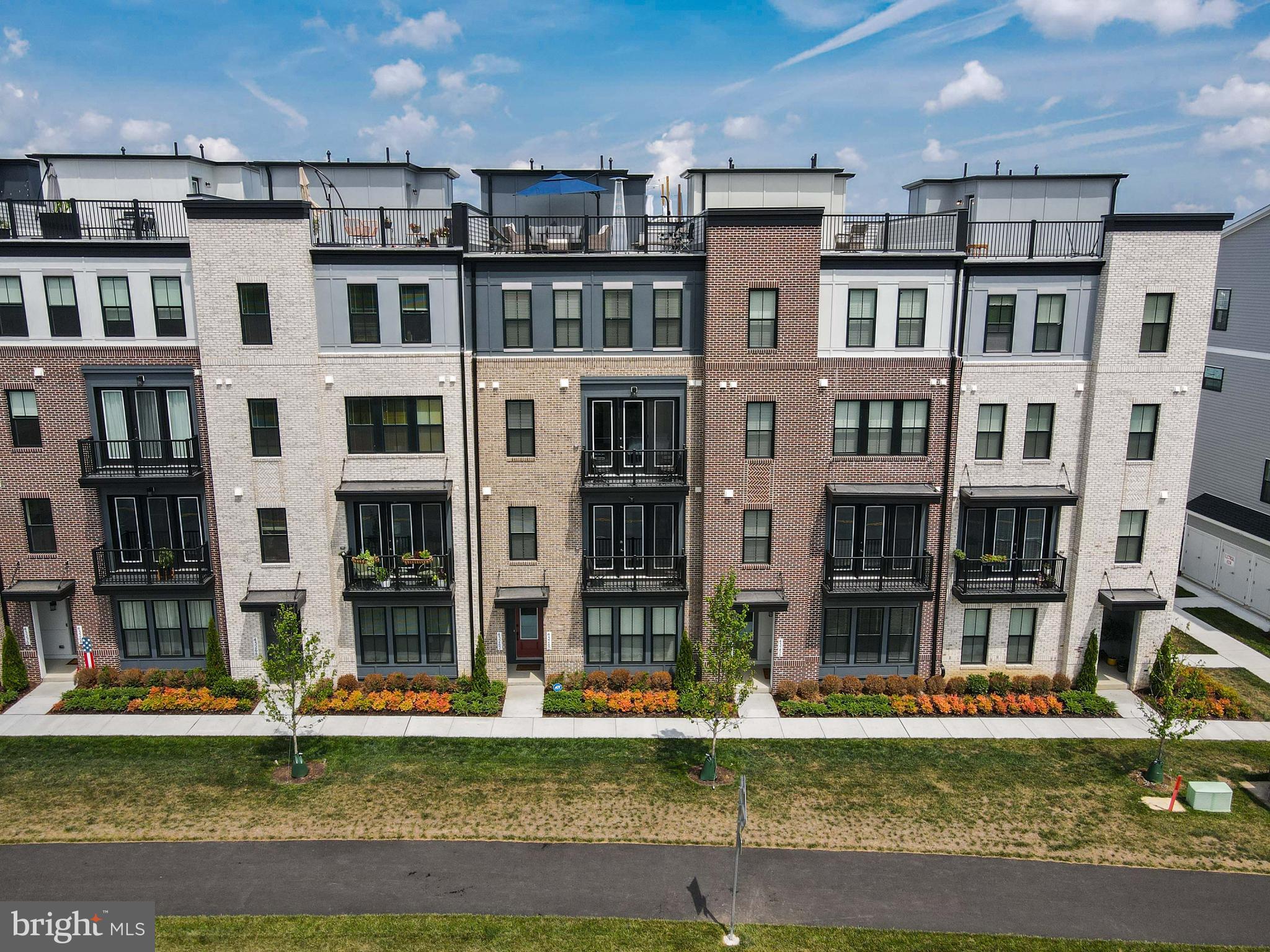 DEMOTT & SILVER - Residential