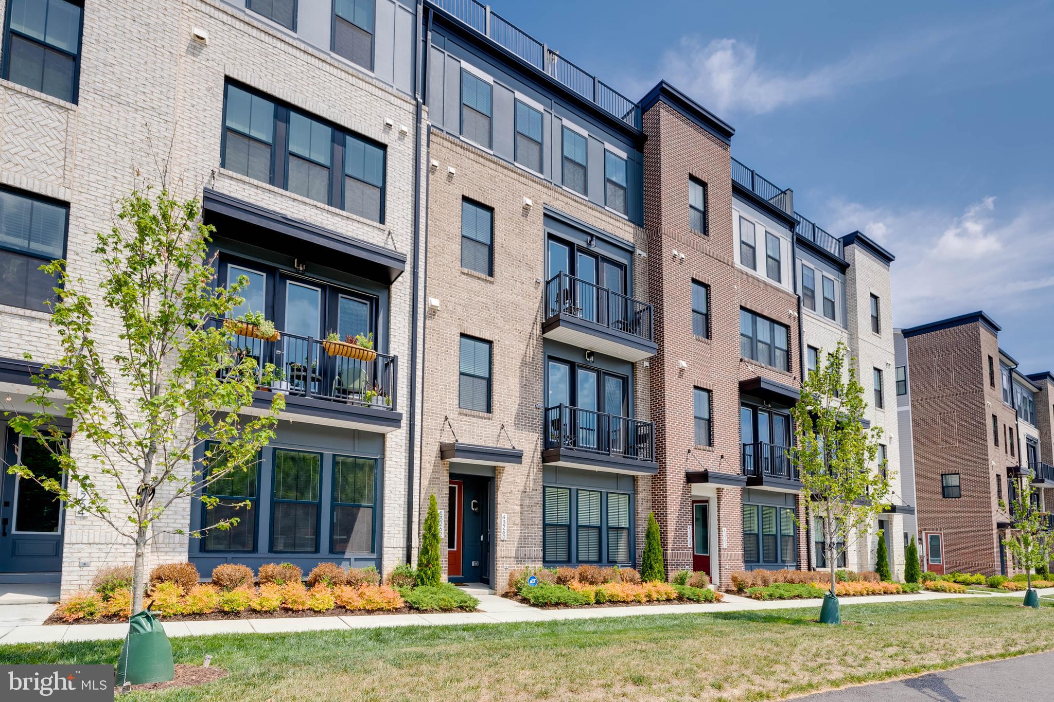 DEMOTT & SILVER - Residential