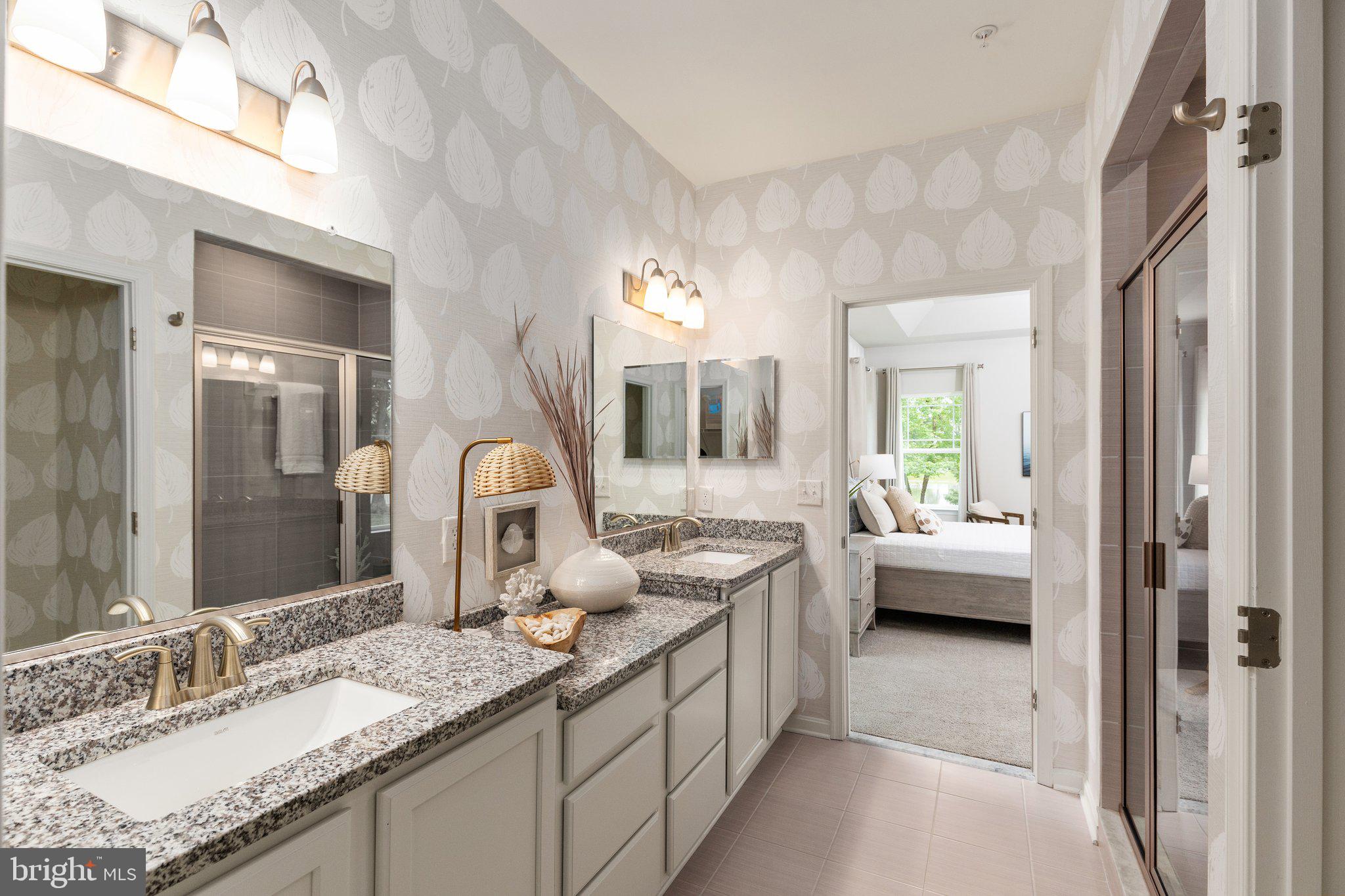 CAPTAIN'S COVE - Residential