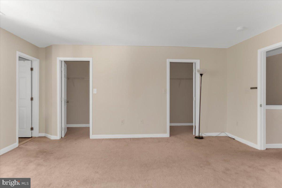 OAK TREE LANDING - Residential