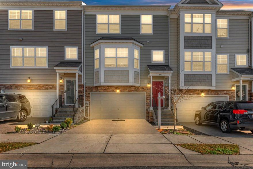 BACK ON THE MARKET! Here’s your second chance to own this lovely home! 

Welcome to 476 English Oak Lane, a stunning 3-bedroom, 2-full and 2-half-bathroom home that perfectly balances modern elegance with functional design. Nestled in a desirable neighborhood, this property offers a spacious and inviting atmosphere, ideal for both family living and entertaining.

As you step inside, you'll immediately notice the bright and airy open floor plan that flows seamlessly throughout the main level. The updated kitchen is a chef's dream, featuring a large island perfect for meal prep or casual dining, complemented by sleek stainless steel appliances and beautiful cabinetry that provide ample storage. The kitchen overlooks the dining area and spacious living room, creating a perfect setting for gatherings with friends and family.

Retreat to the luxurious primary bedroom, which boasts a private en-suite bathroom and two generously sized closets, ensuring you have plenty of space for your wardrobe. The additional two bedrooms are well-appointed, making them perfect for family members or guests. The full guest bathroom and laundry are also situated on the upper level for convenience. 

Step outside onto your private second-floor deck, where you can enjoy your morning coffee or unwind in the evenings while taking in the views. The lower level features a versatile recreation room providing easy access to the backyard and making it an excellent space for entertaining, a home gym, or a play area..

Additional highlights of this modern home include a convenient two-car garage, perfect for keeping your vehicles secure and out of the elements, and a well-maintained yard that offers plenty of space for outdoor activities and gardening.

Located in a desired community, this home combines modern living with comfort and style. Don't miss the opportunity to make this beautiful property your own!

The lower level features a recreation room, utility closet, and a half bathroom. 
The main level features the living room, kitchen, dining room, family room, half bathroom, and a deck
The upper level features 3 bedrooms, 2 full bathrooms, and laundry.