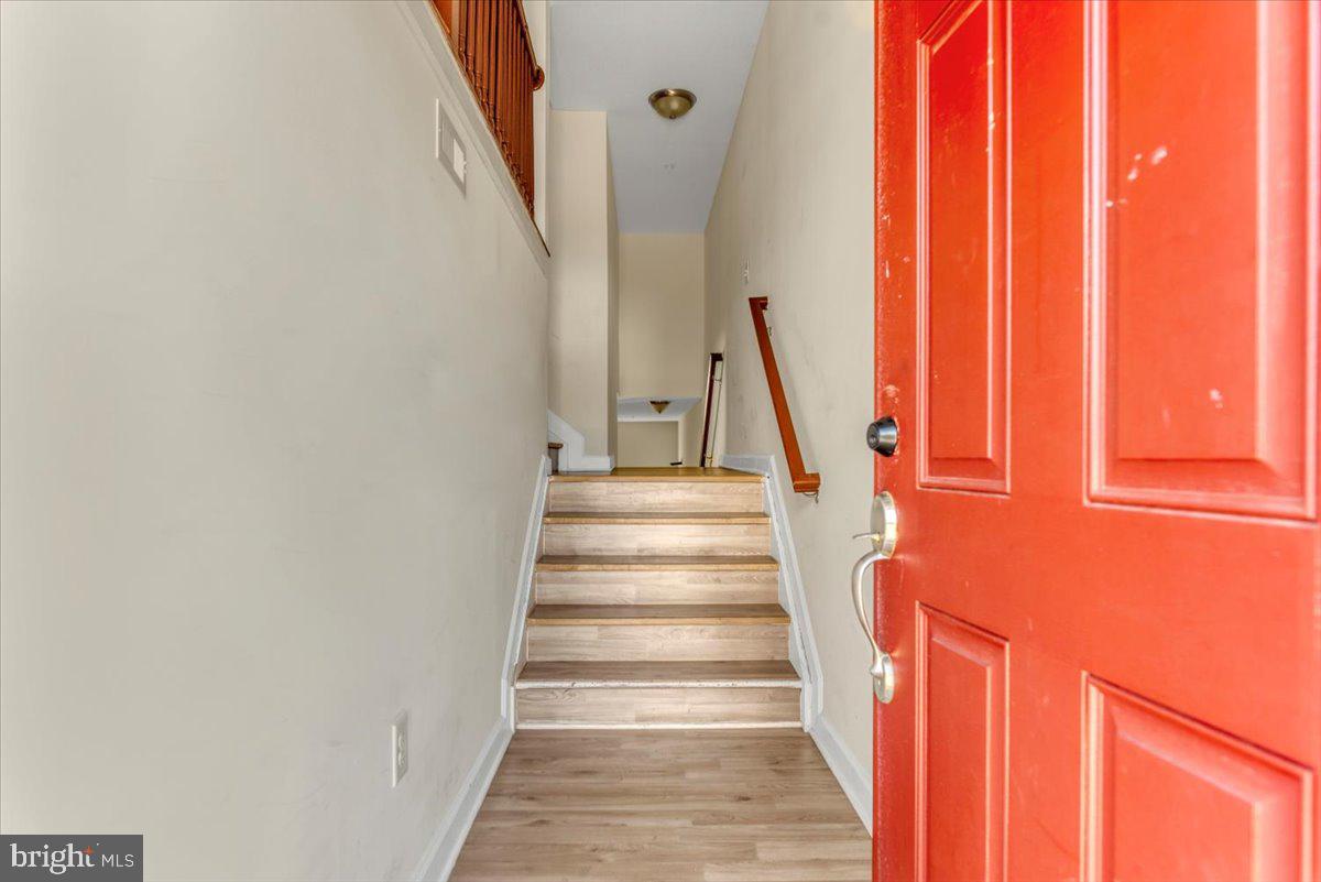 OAK TREE LANDING - Residential