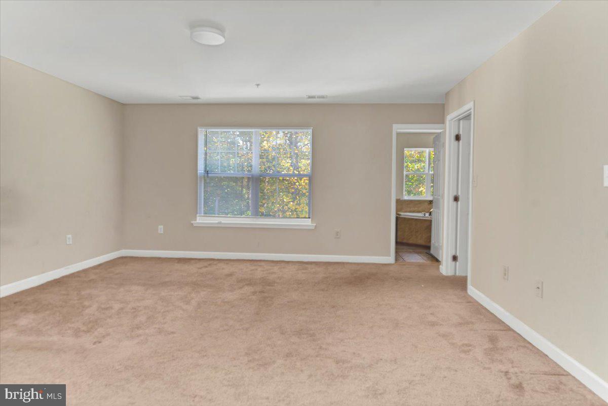 OAK TREE LANDING - Residential