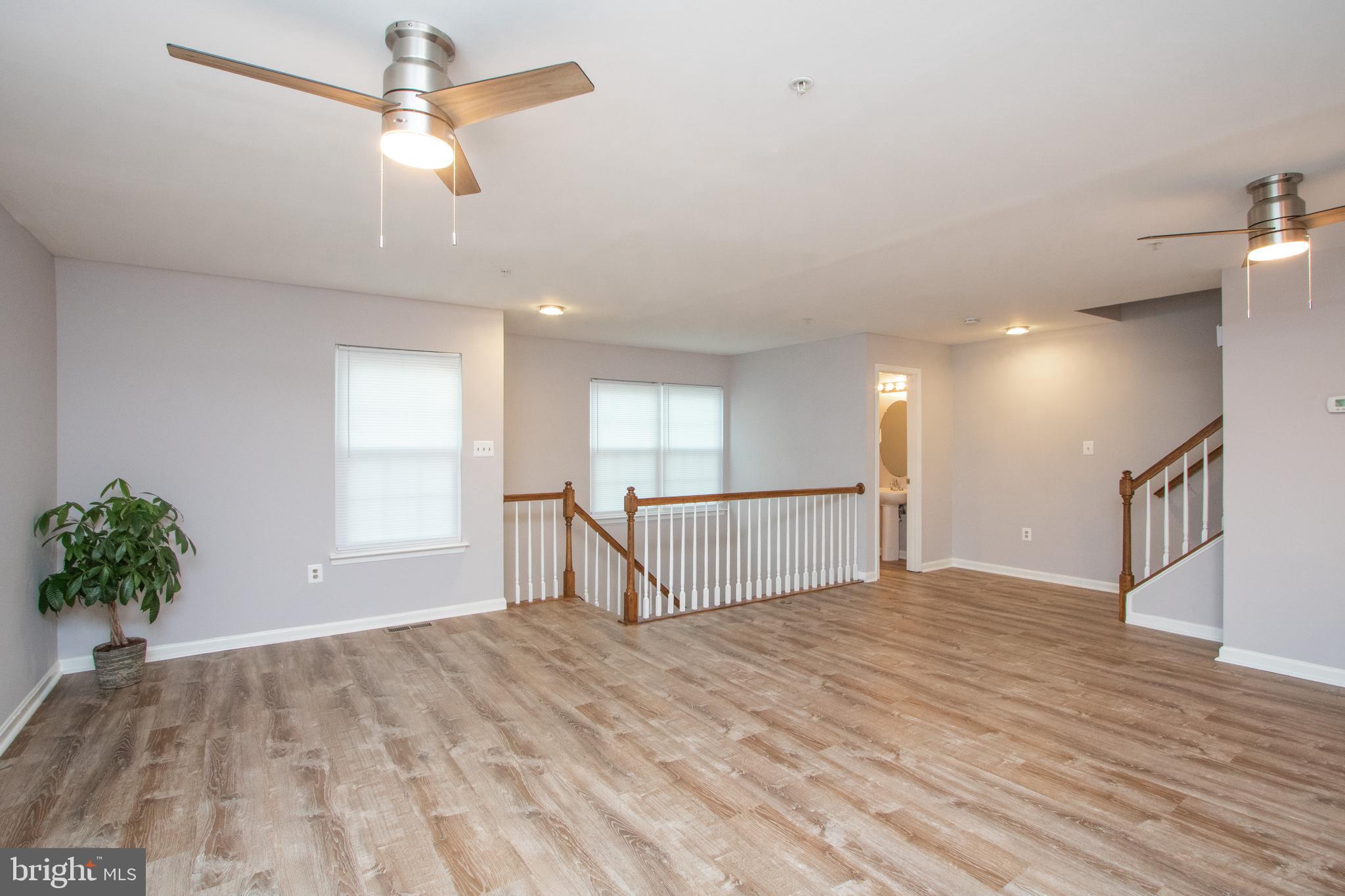 JACKSONS RIDGE CONDOS - Residential