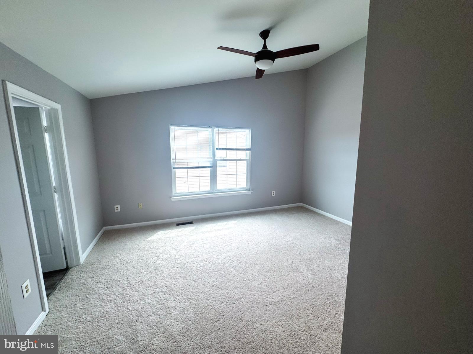 JACKSONS RIDGE CONDOS - Residential