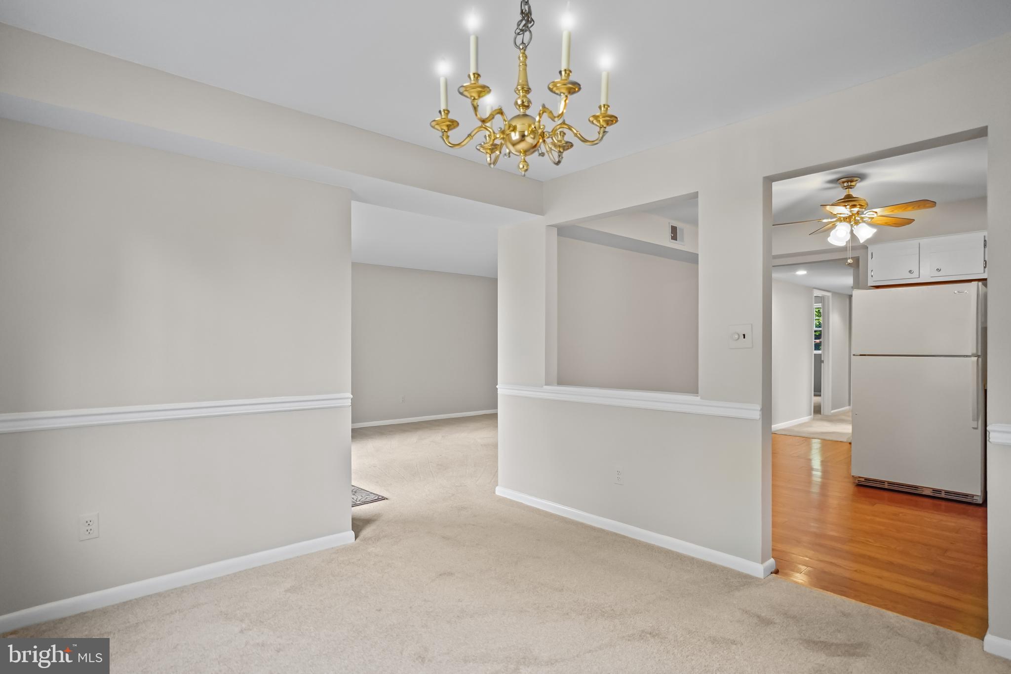 HOLLY HALL - Residential