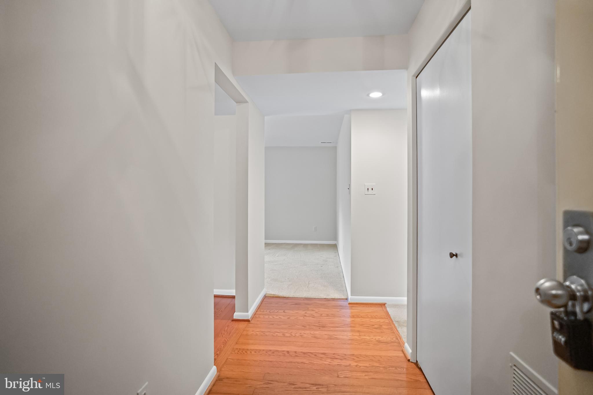 HOLLY HALL - Residential