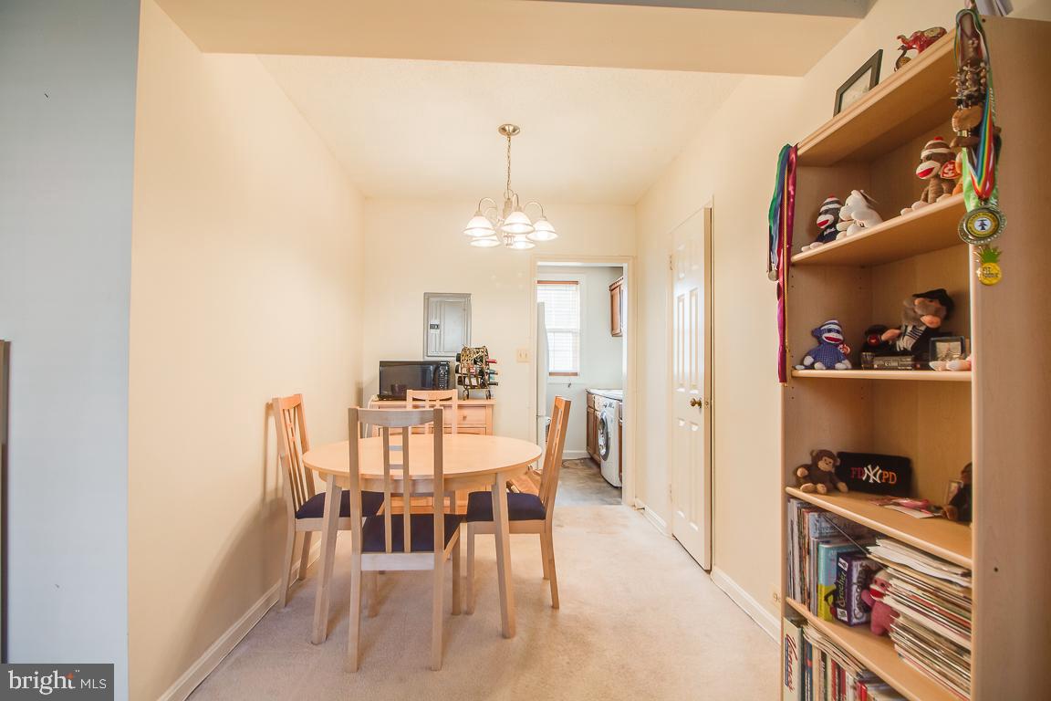 ARLINGTON OAKS - Residential