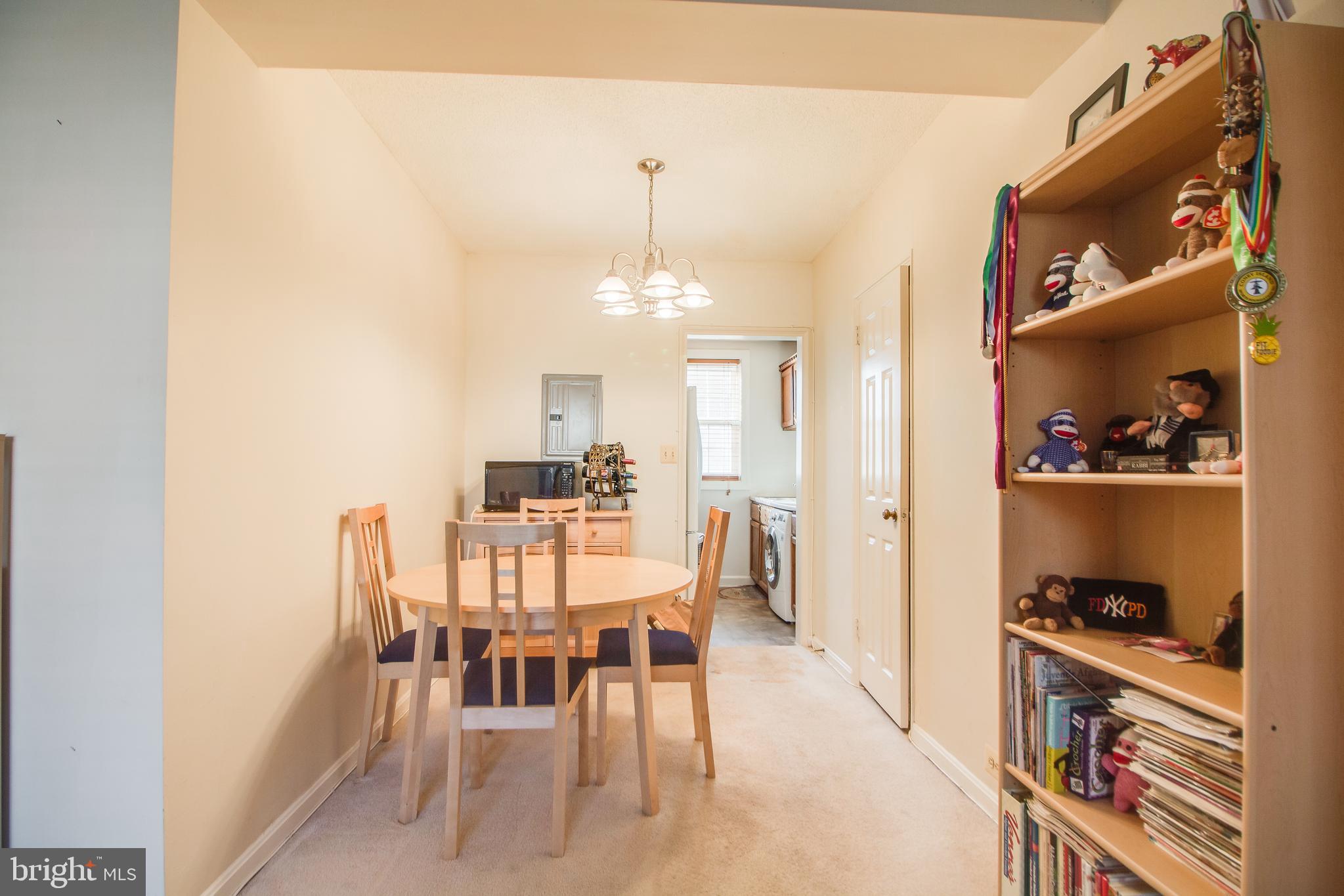 ARLINGTON OAKS - Residential