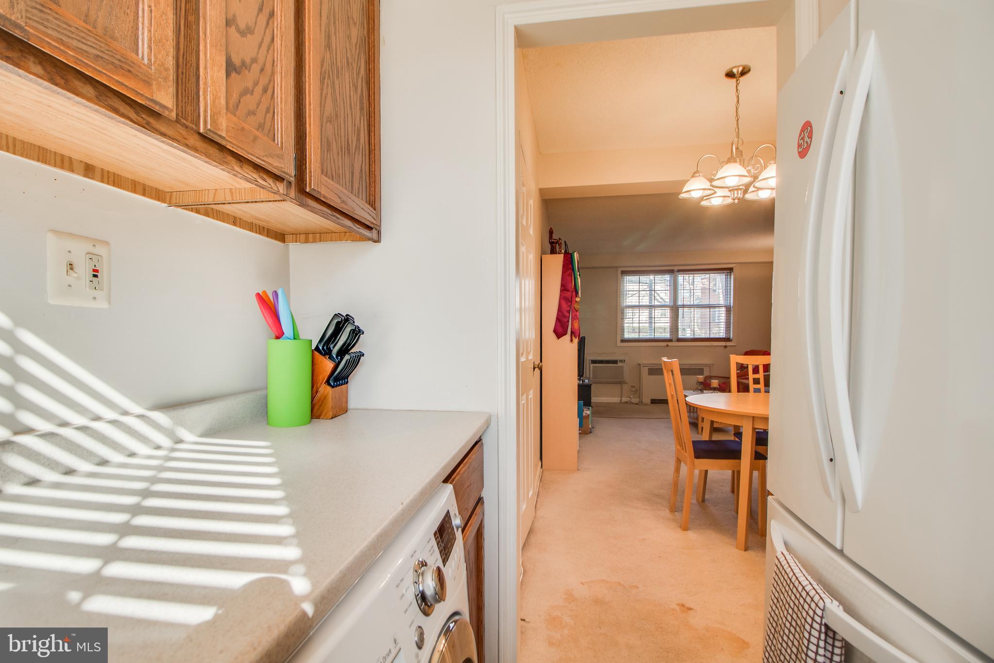 ARLINGTON OAKS - Residential