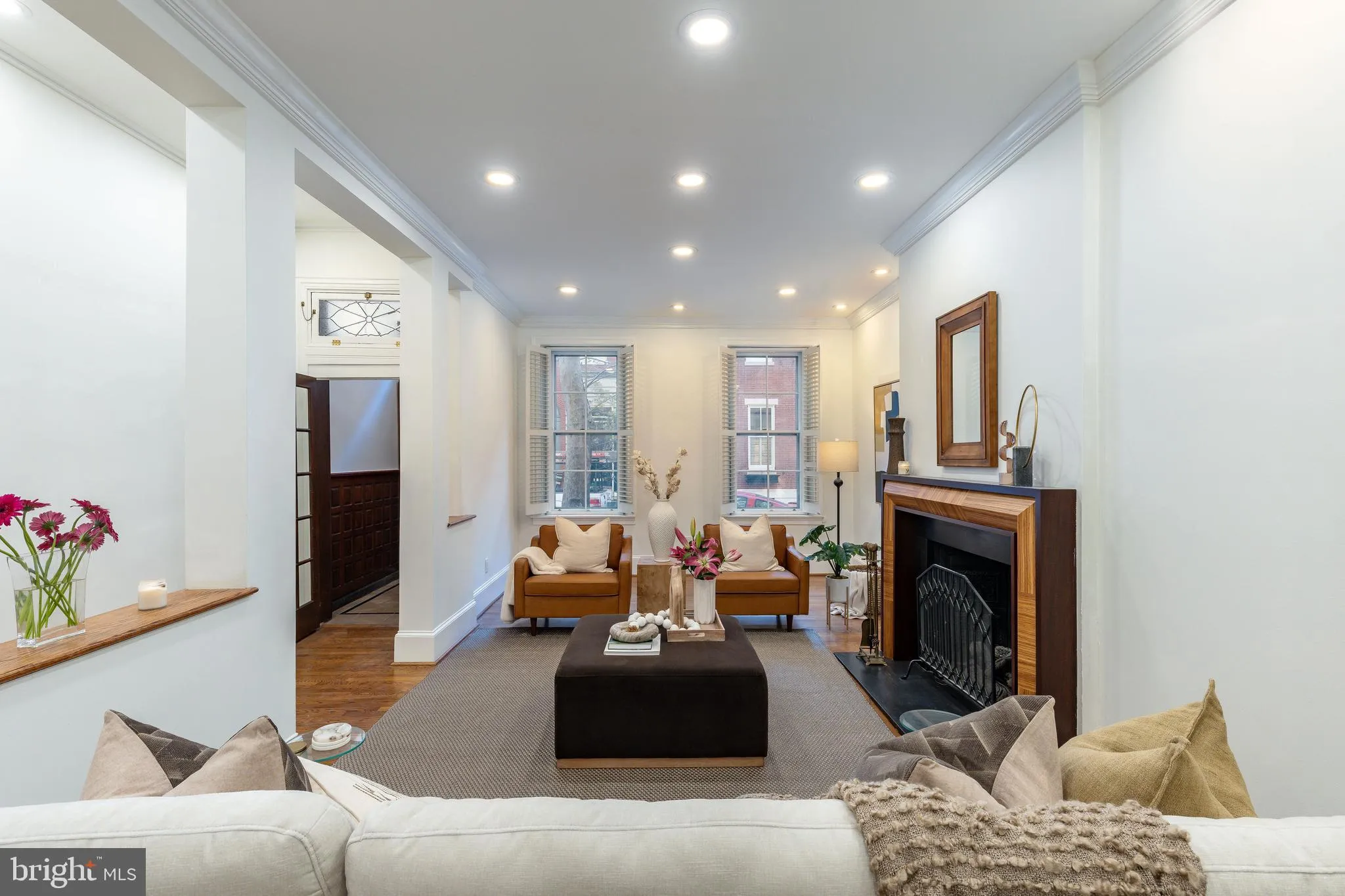 Philadelphia, Pennsylvania 19103, United States, 5 Bedrooms Bedrooms, ,5 BathroomsBathrooms,Residential,Active,237009