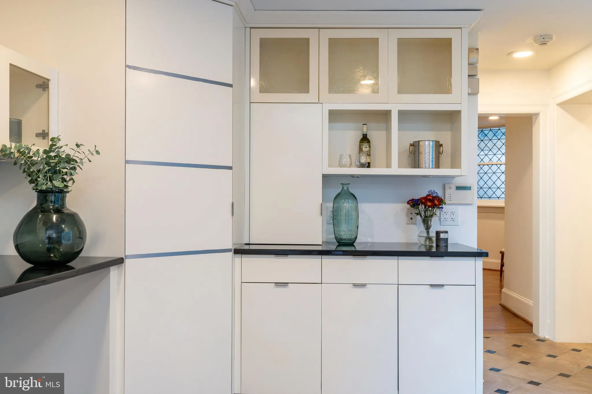 Philadelphia, Pennsylvania 19103, United States, 5 Bedrooms Bedrooms, ,5 BathroomsBathrooms,Residential,Active,237009