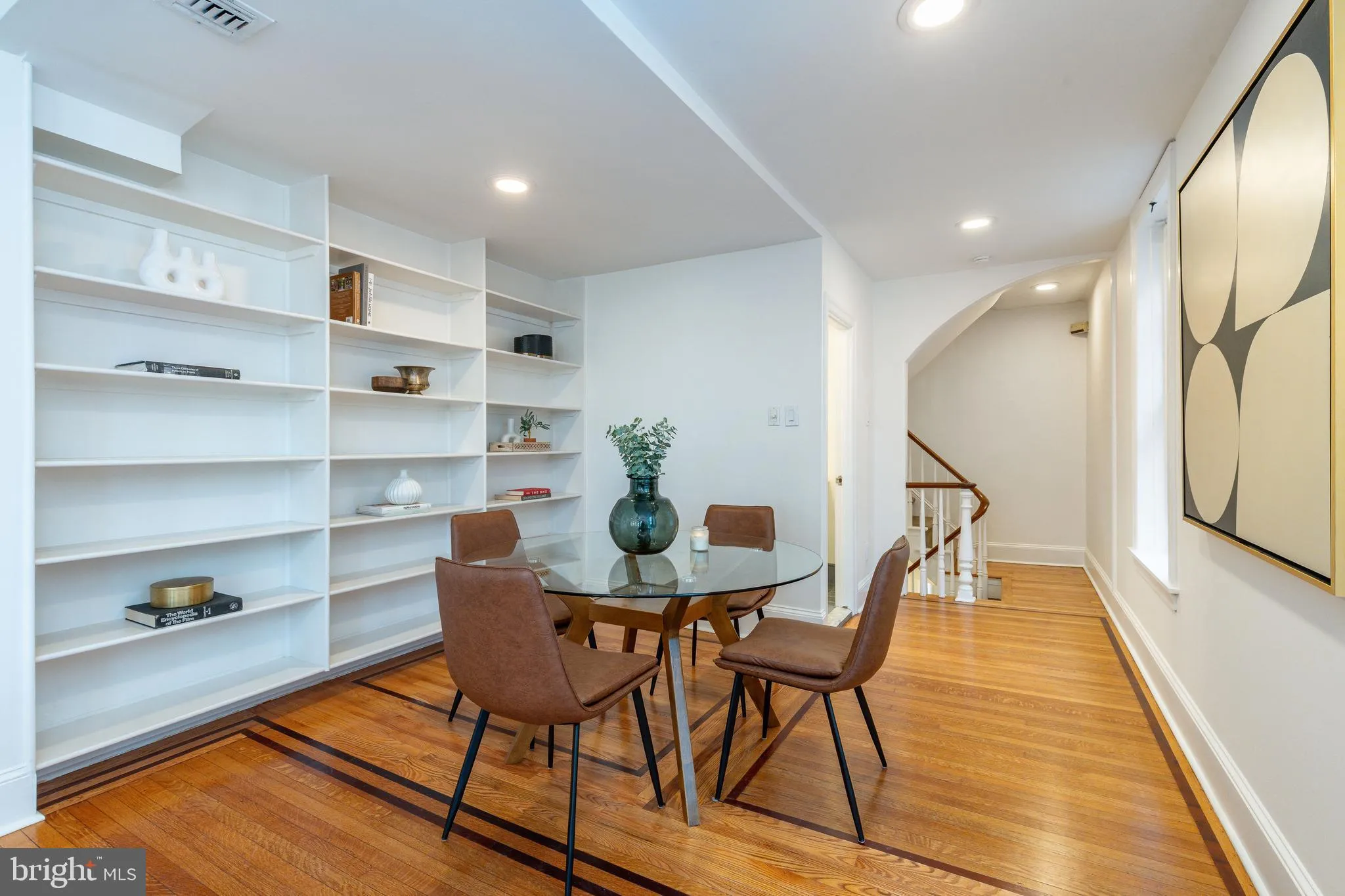 Philadelphia, Pennsylvania 19103, United States, 5 Bedrooms Bedrooms, ,5 BathroomsBathrooms,Residential,Active,237009